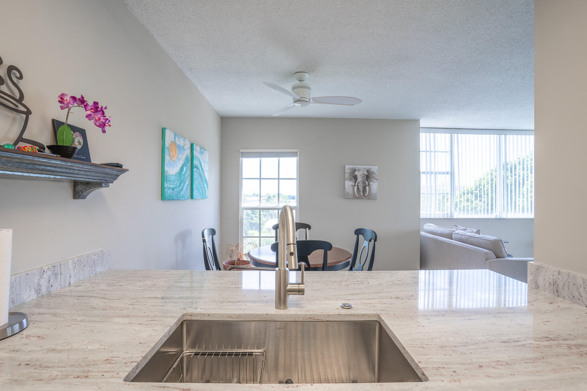 TIERRA DEL SOL CONDO - Residential Lease