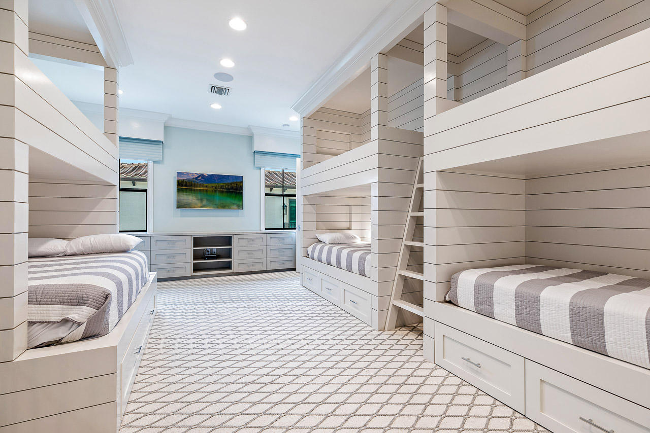 Pennock Point - Residential