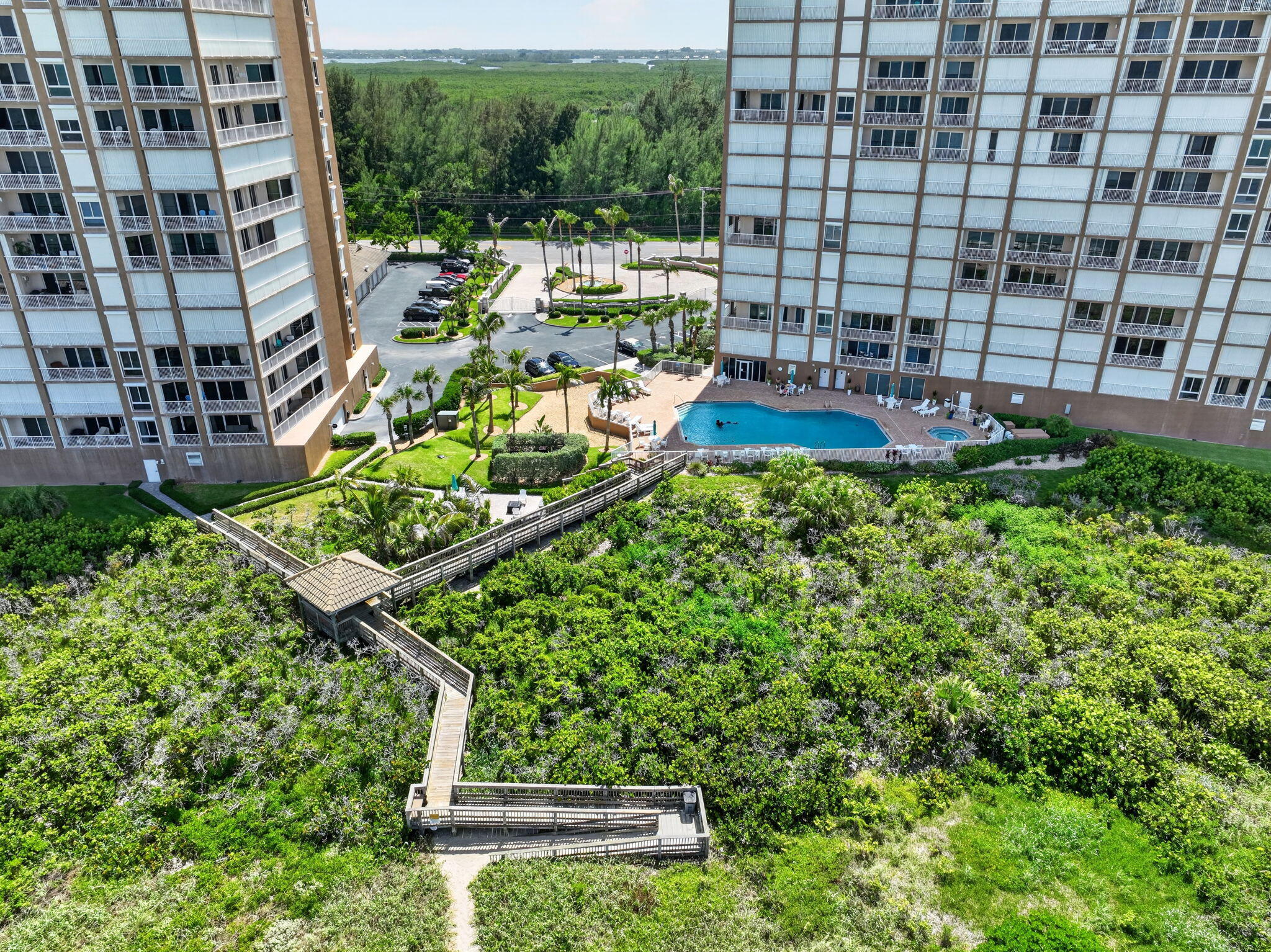 OCEANIQUE OCEANFRONT, A CONDOMINIUM - Residential