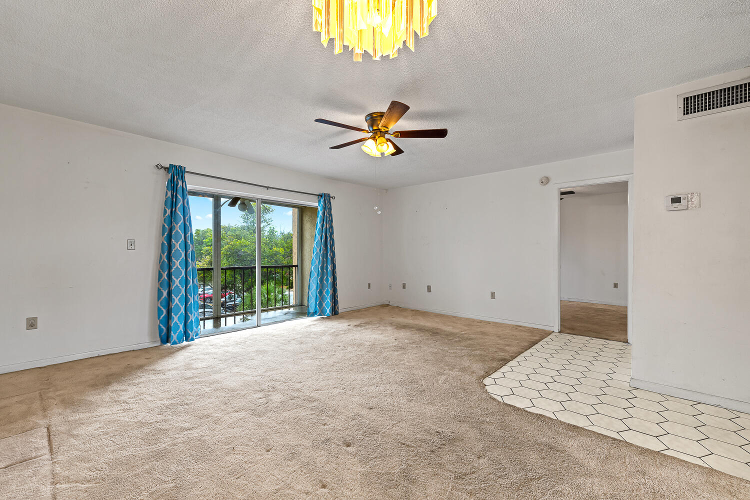 OAKBROOK - Residential