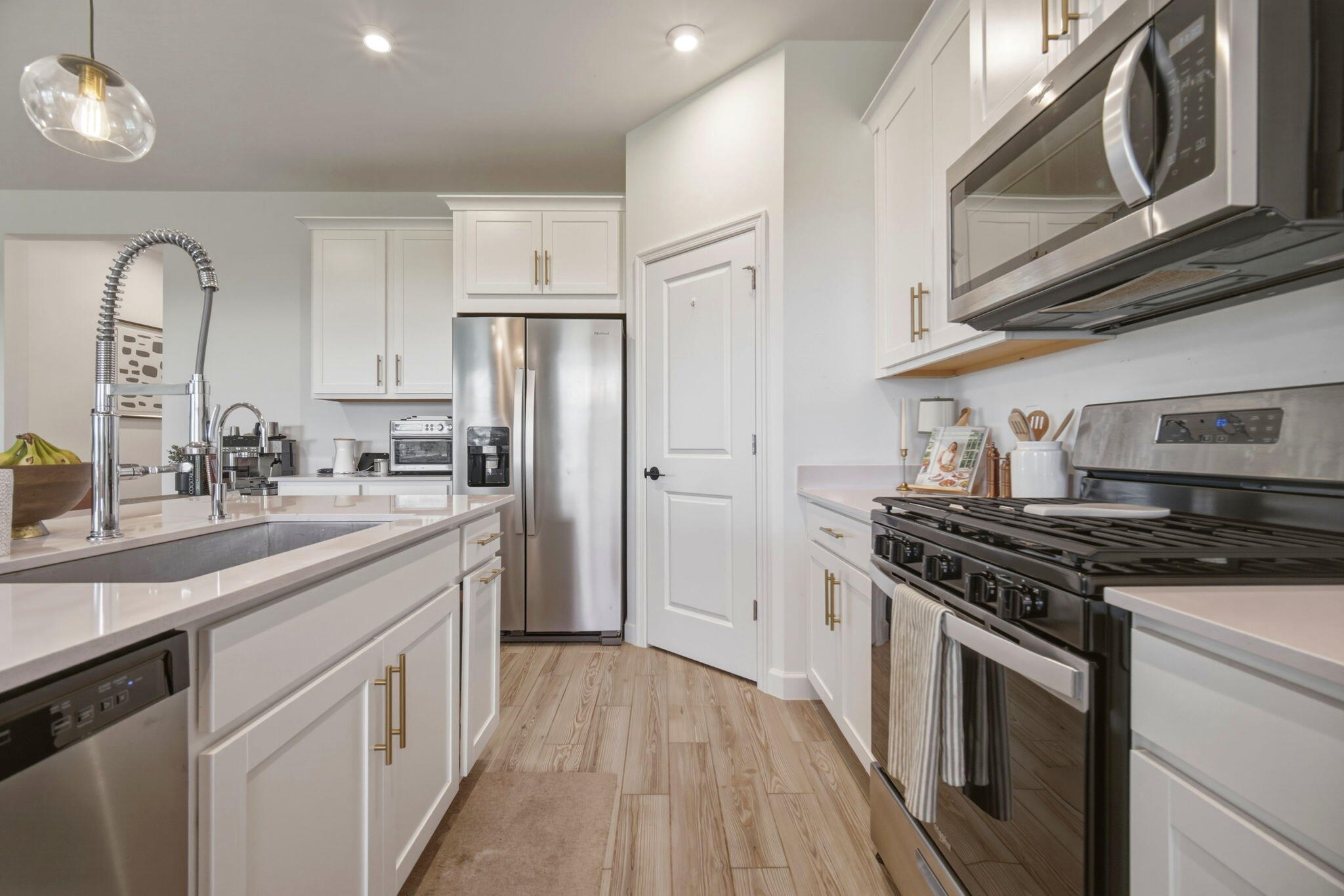 CADENCE PHASE III - Residential
