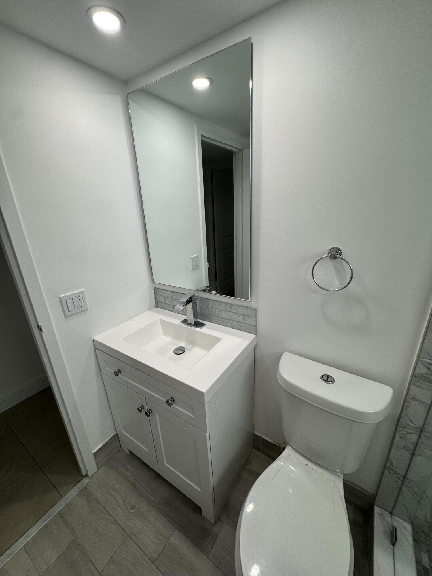 KINGS POINT MONACO CONDOS - Residential Lease