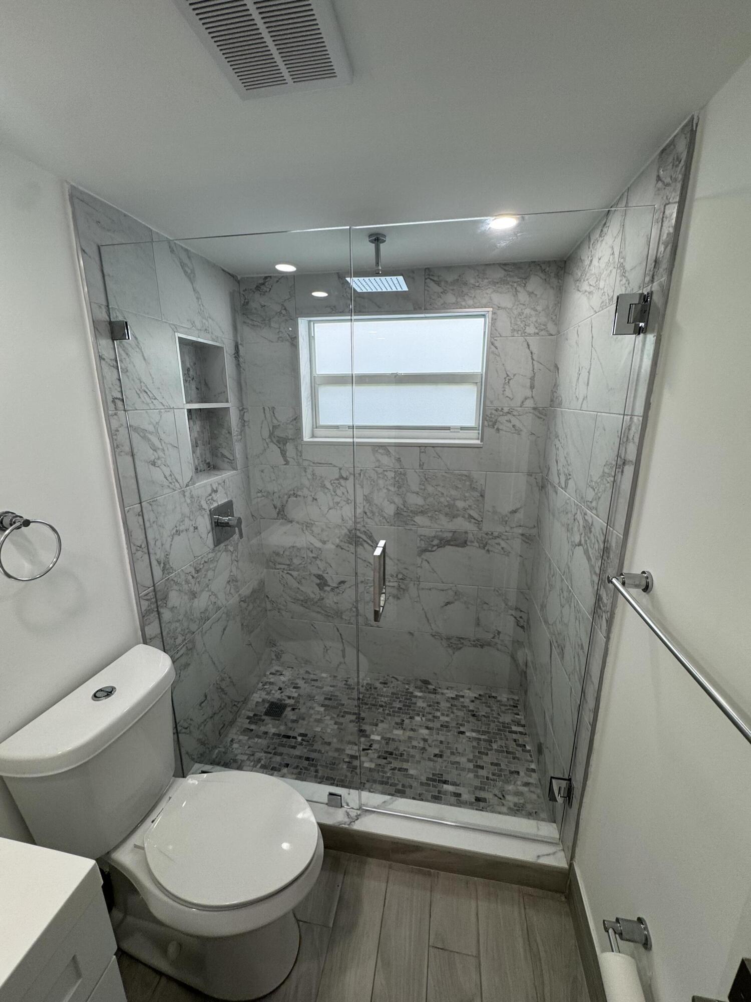 KINGS POINT MONACO CONDOS - Residential Lease