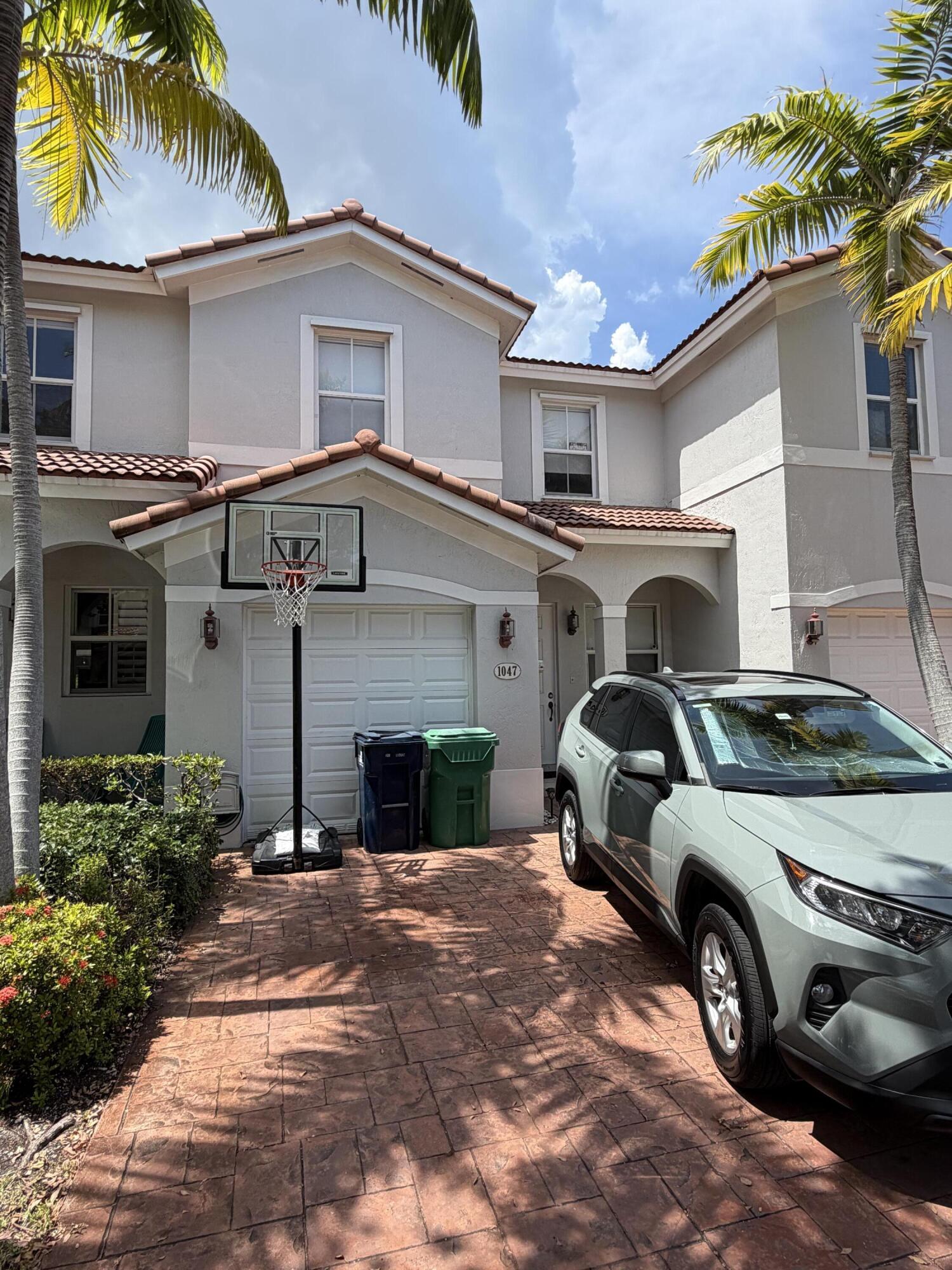 IVES DAIRY TOWNHOMES - Residential