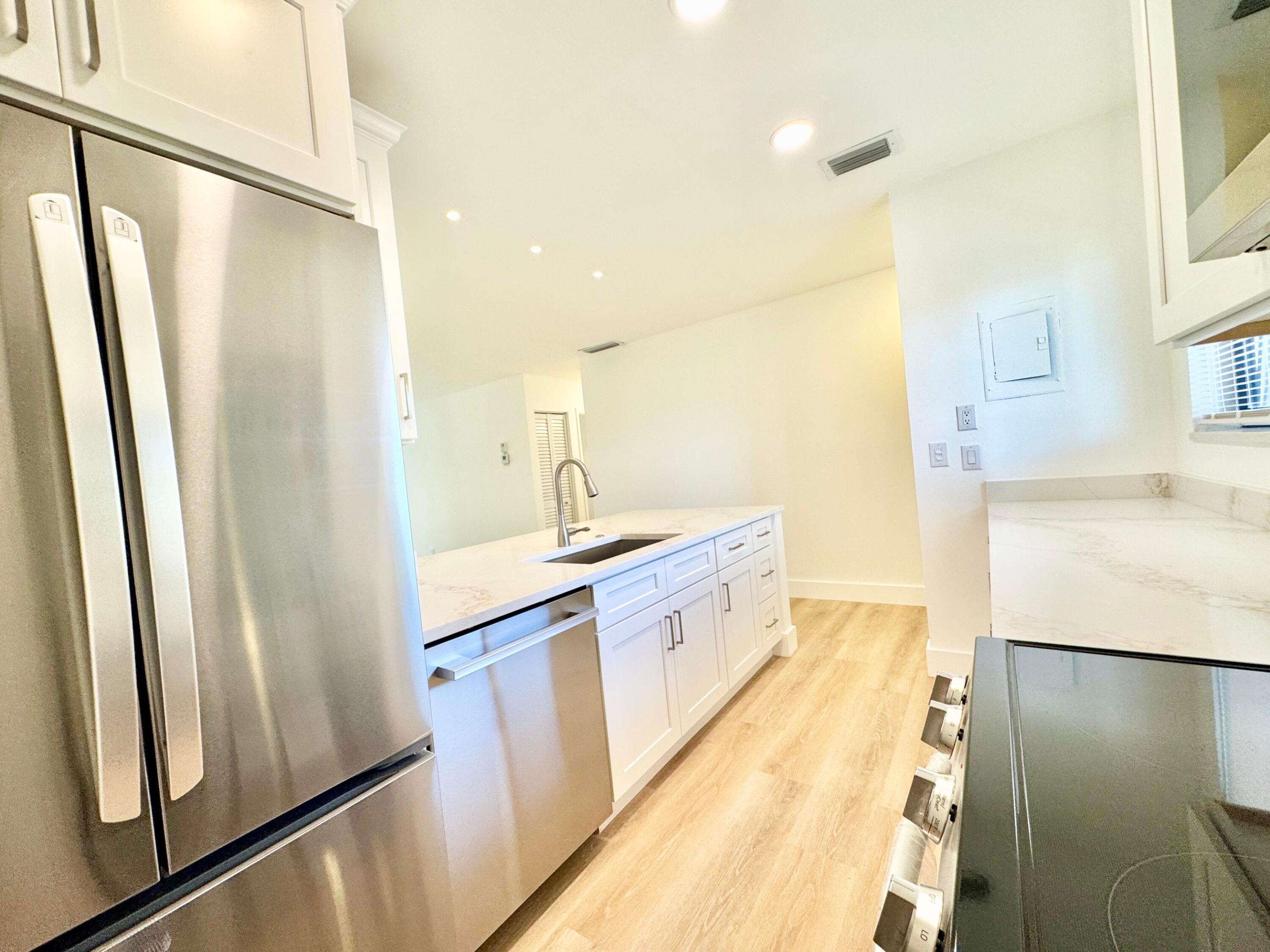 BANYAN PARK CONDO - Residential Lease