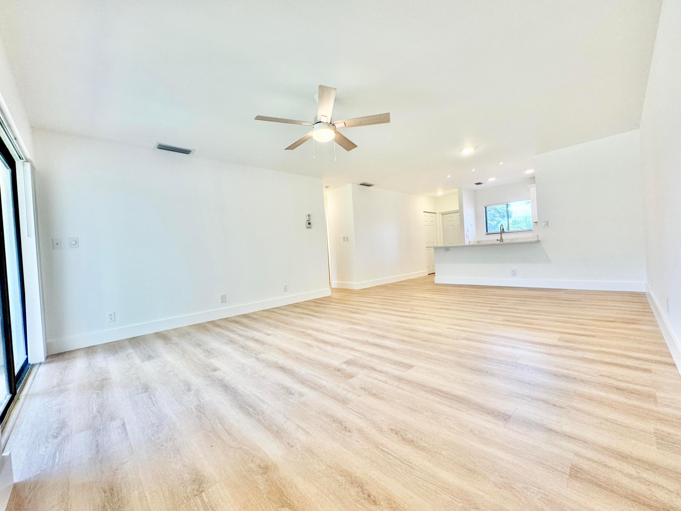 BANYAN PARK CONDO - Residential Lease
