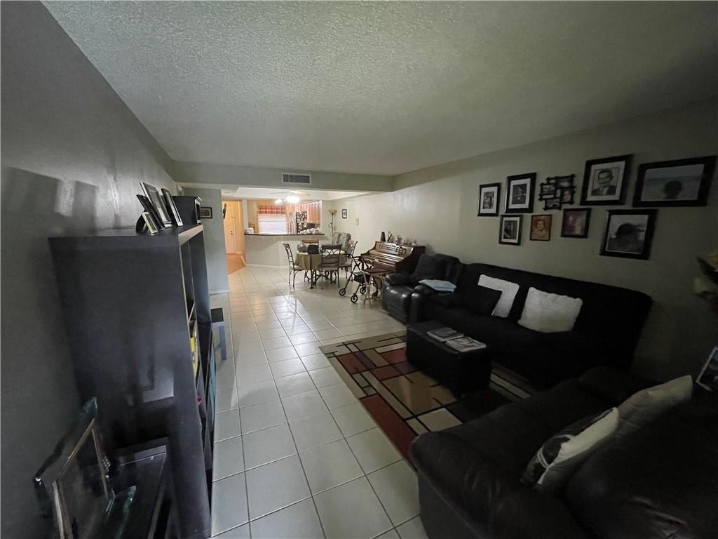 Pines of Boca Barwood - Residential