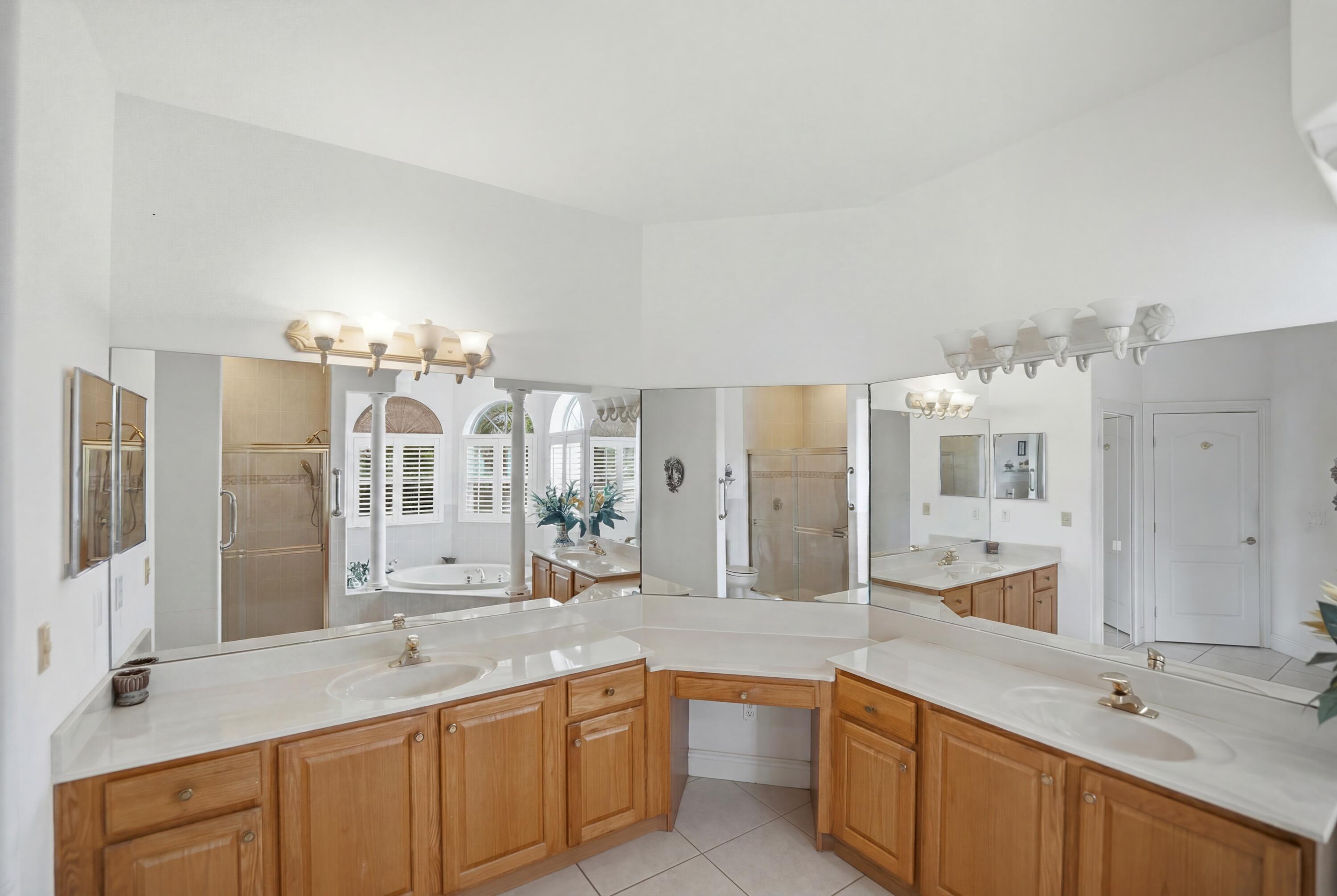 WINDING CREEK - Residential