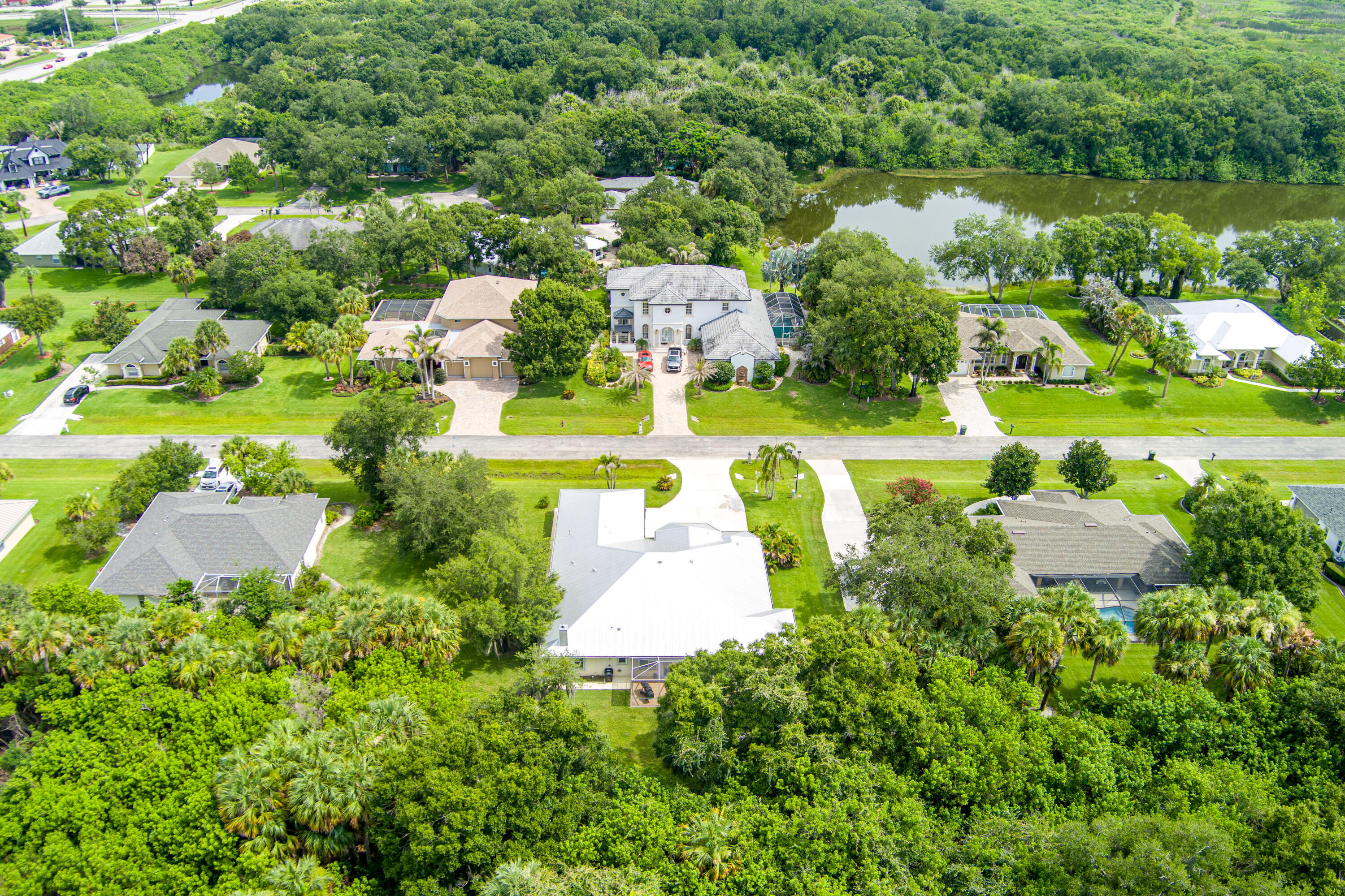 WINDING CREEK - Residential