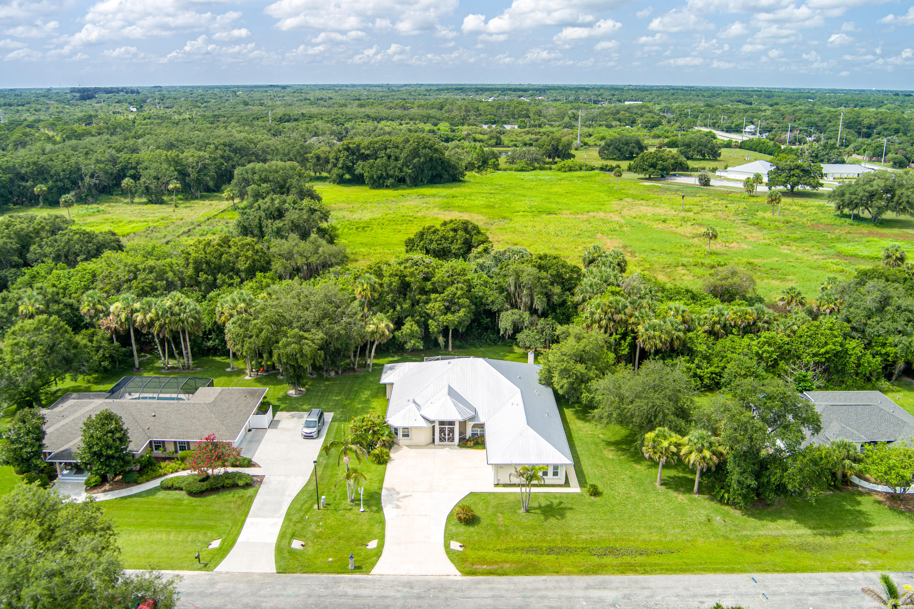 WINDING CREEK - Residential