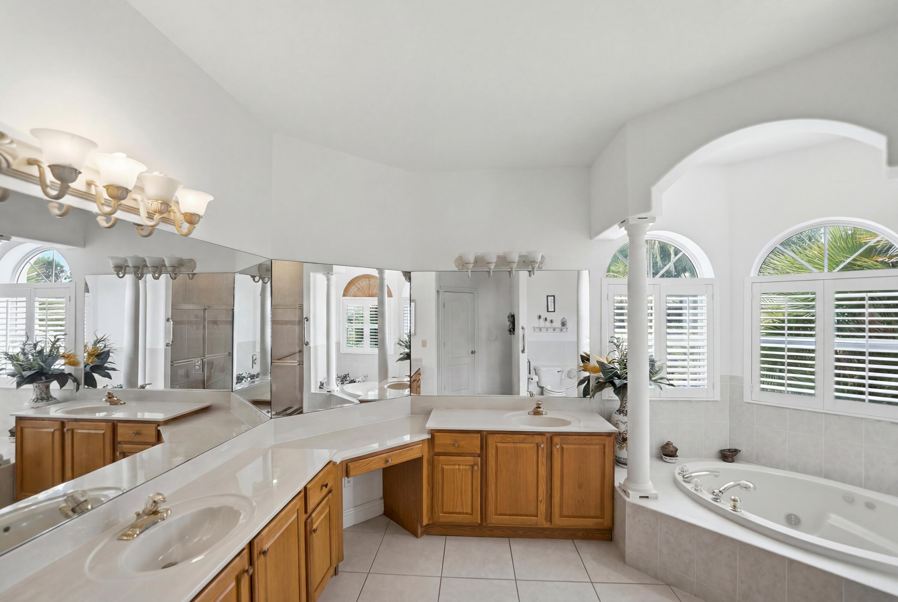 WINDING CREEK - Residential