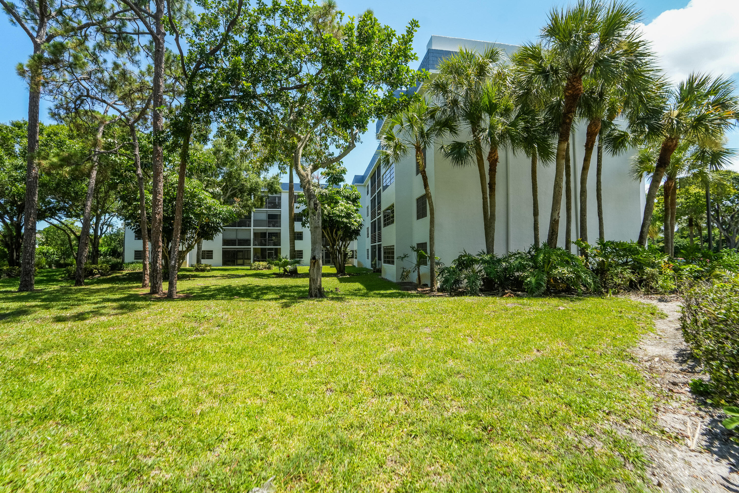 SUNRISE OF PALM BEACH CONDO 1,2,3,4, 14 AND 17 - Residential