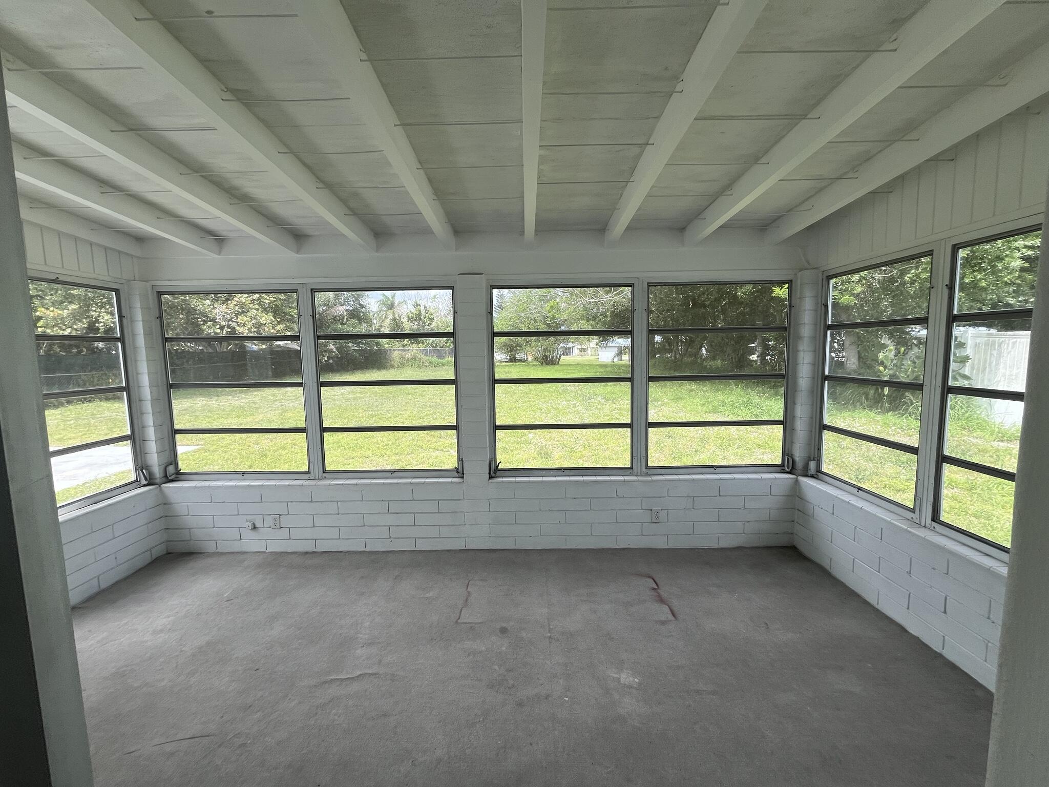 RIVER PARK UNIT 5 - Residential Lease