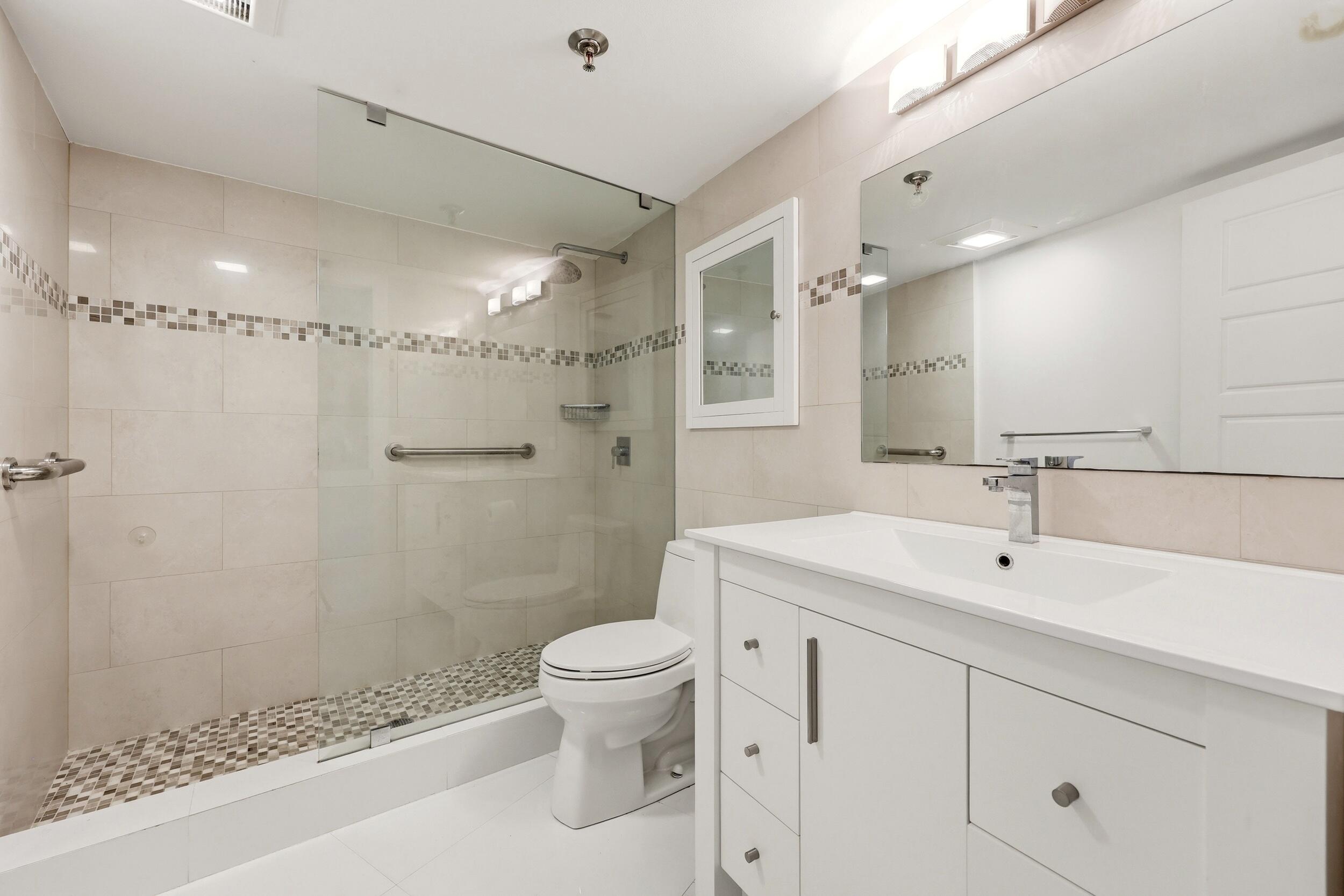 ATRIUMS OF PALM BEACH CONDO - Residential