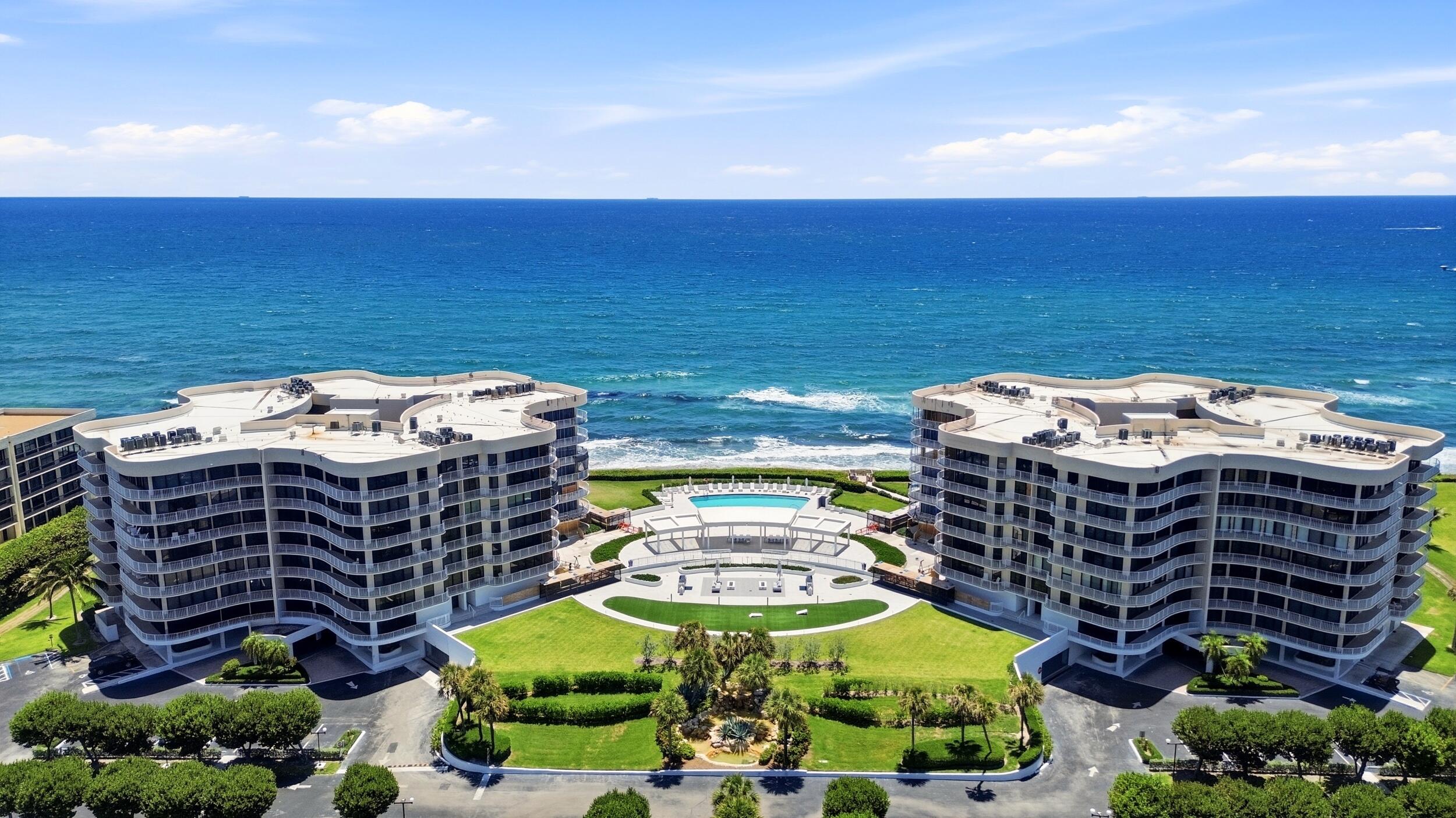 ATRIUMS OF PALM BEACH CONDO - Residential