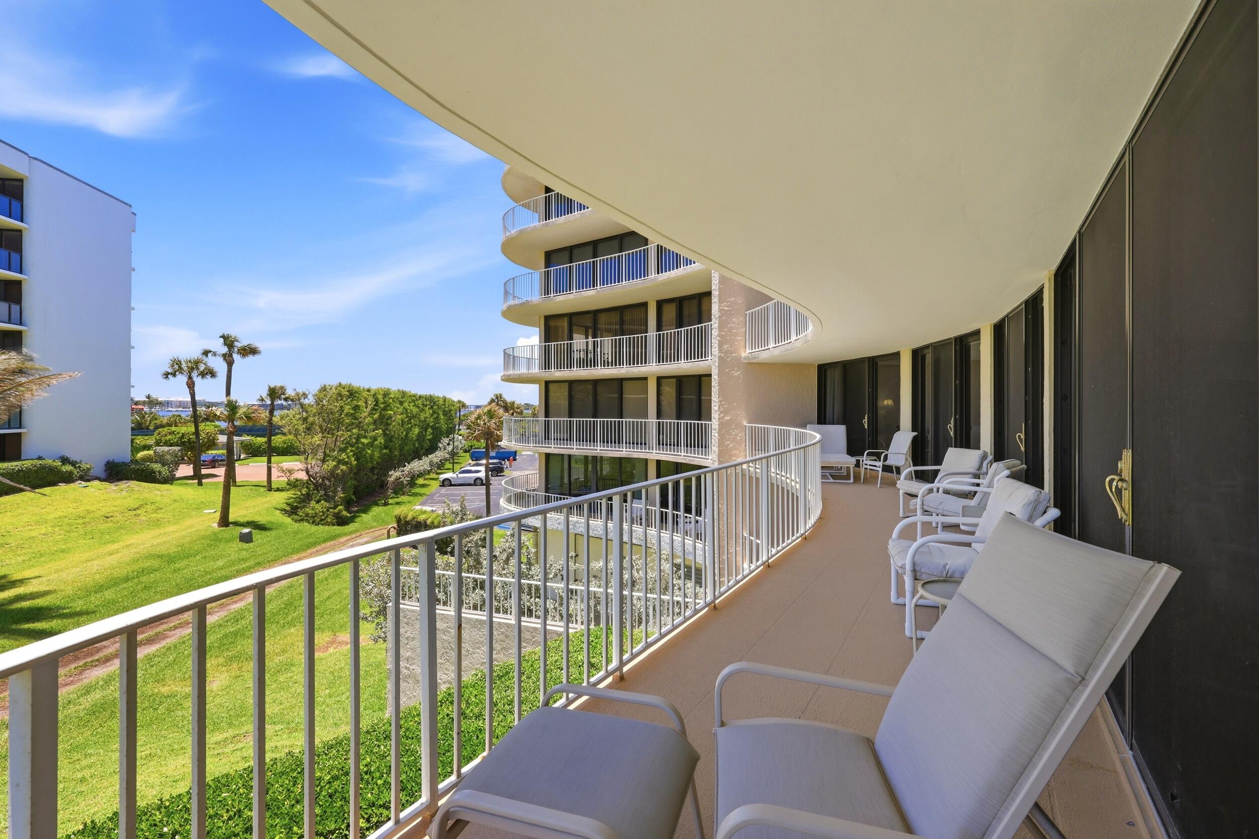 ATRIUMS OF PALM BEACH CONDO - Residential