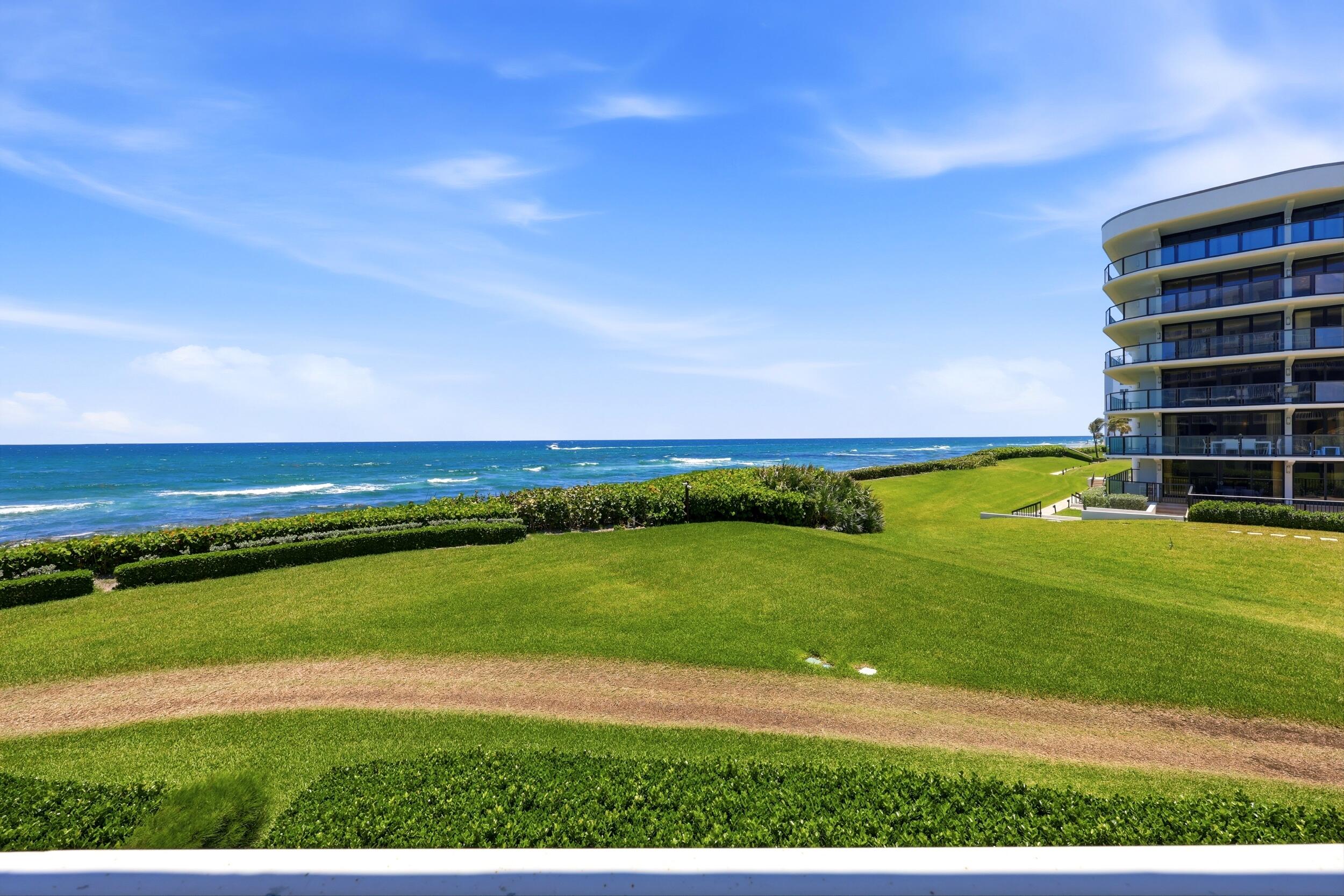 ATRIUMS OF PALM BEACH CONDO - Residential