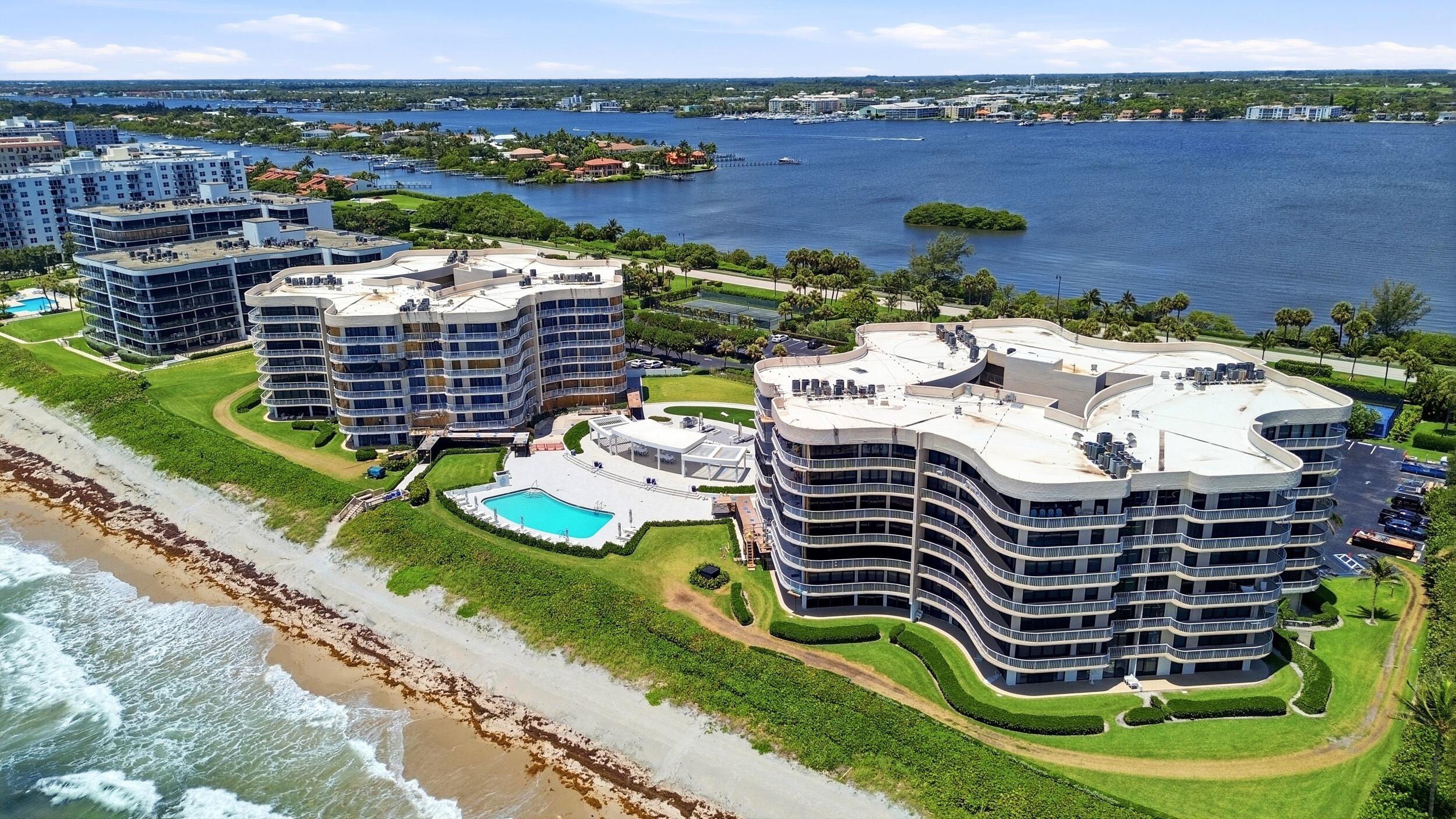ATRIUMS OF PALM BEACH CONDO - Residential