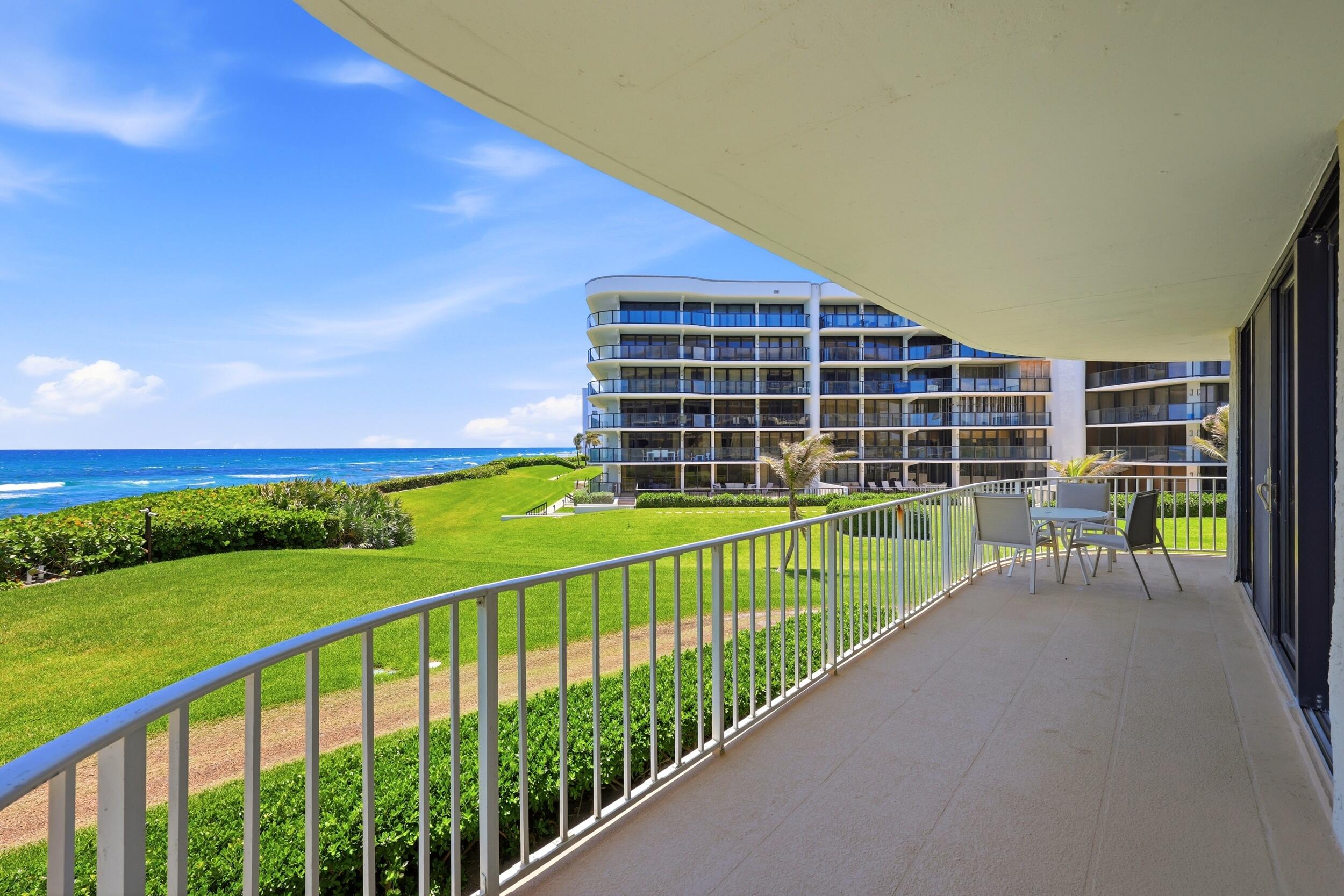 ATRIUMS OF PALM BEACH CONDO - Residential