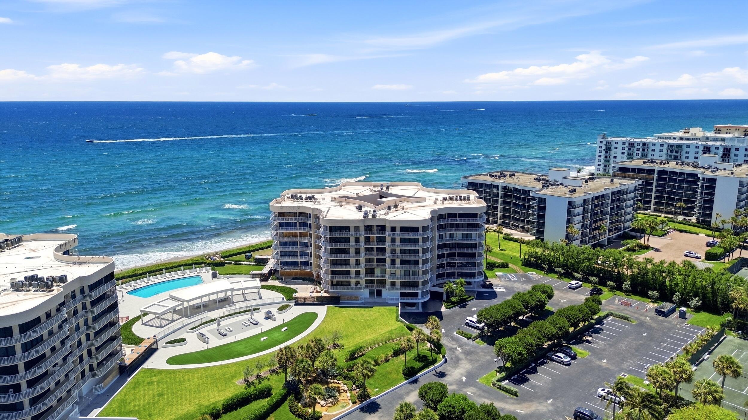 ATRIUMS OF PALM BEACH CONDO - Residential