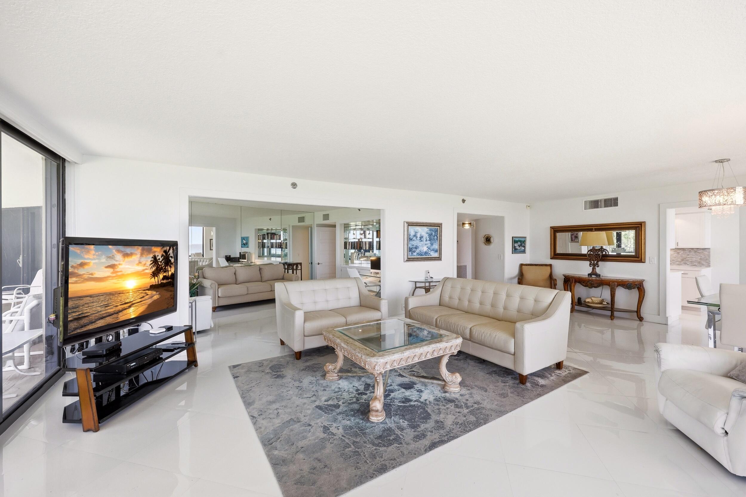 ATRIUMS OF PALM BEACH CONDO - Residential