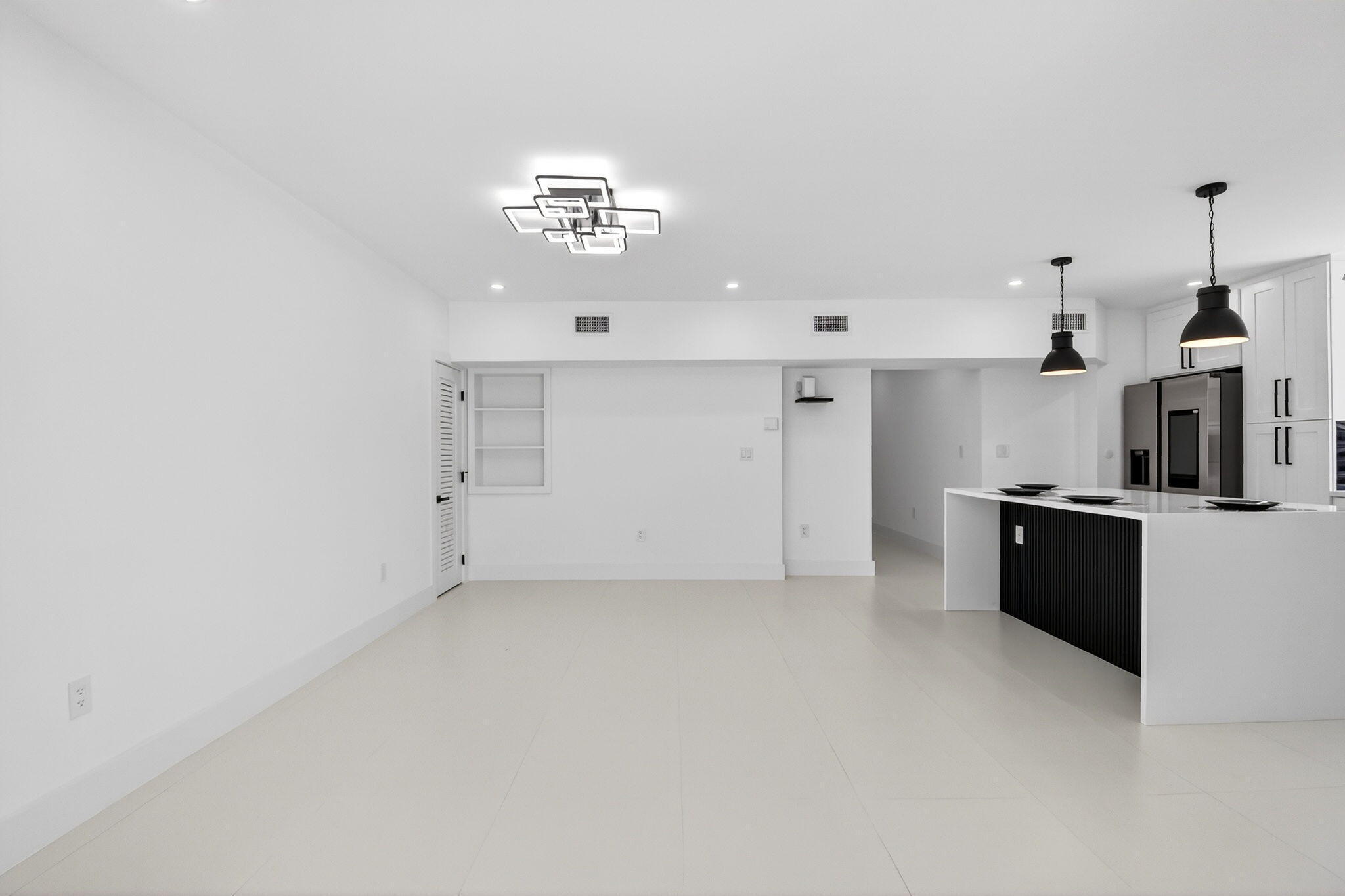 LAKE CLARKE ISLE 2 - Residential Lease