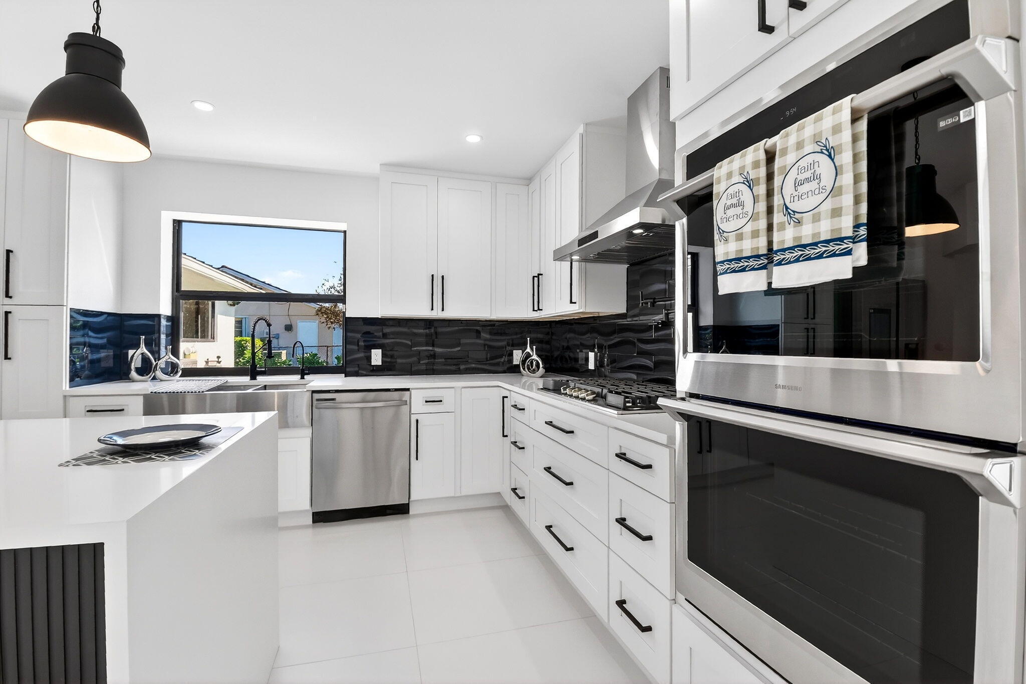 LAKE CLARKE ISLE 2 - Residential Lease