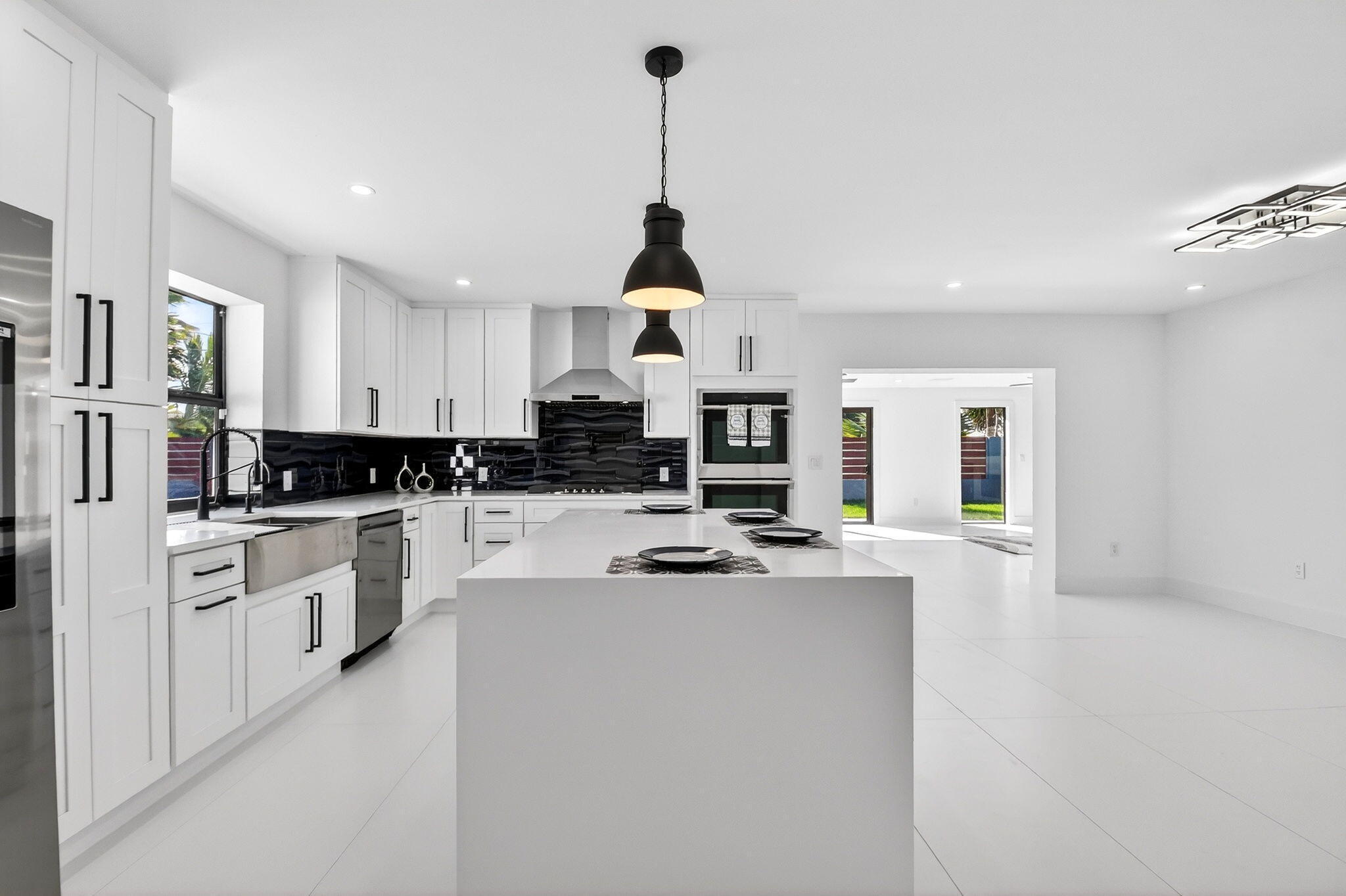 LAKE CLARKE ISLE 2 - Residential Lease