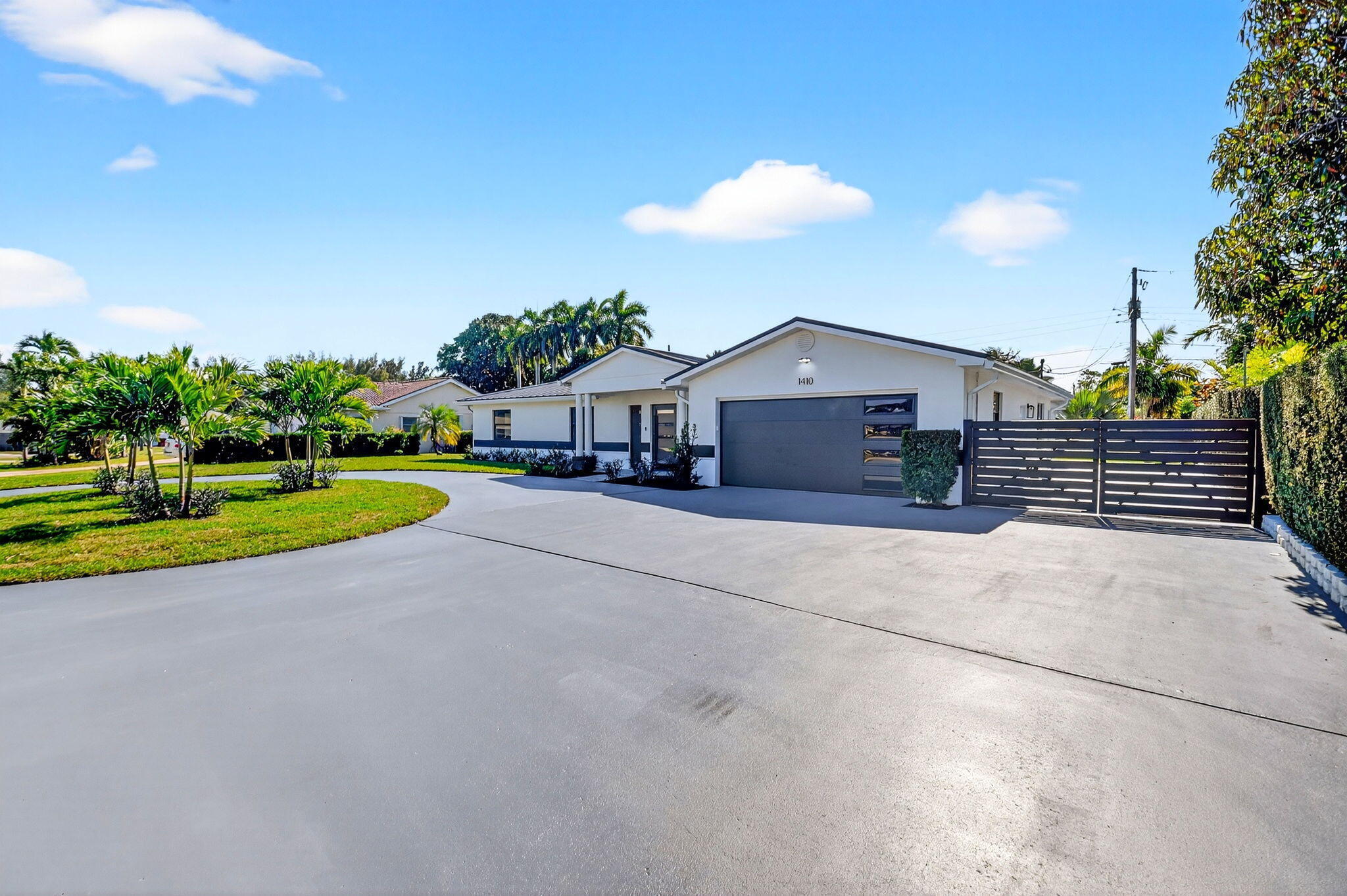 LAKE CLARKE ISLE 2 - Residential Lease