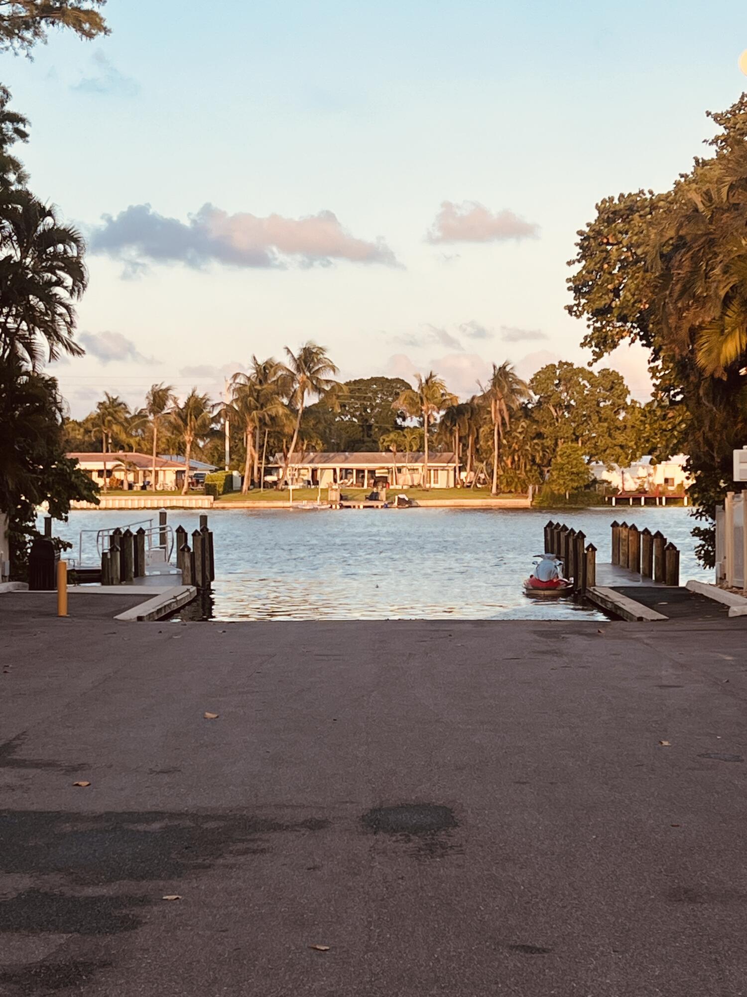 LAKE CLARKE ISLE 2 - Residential Lease