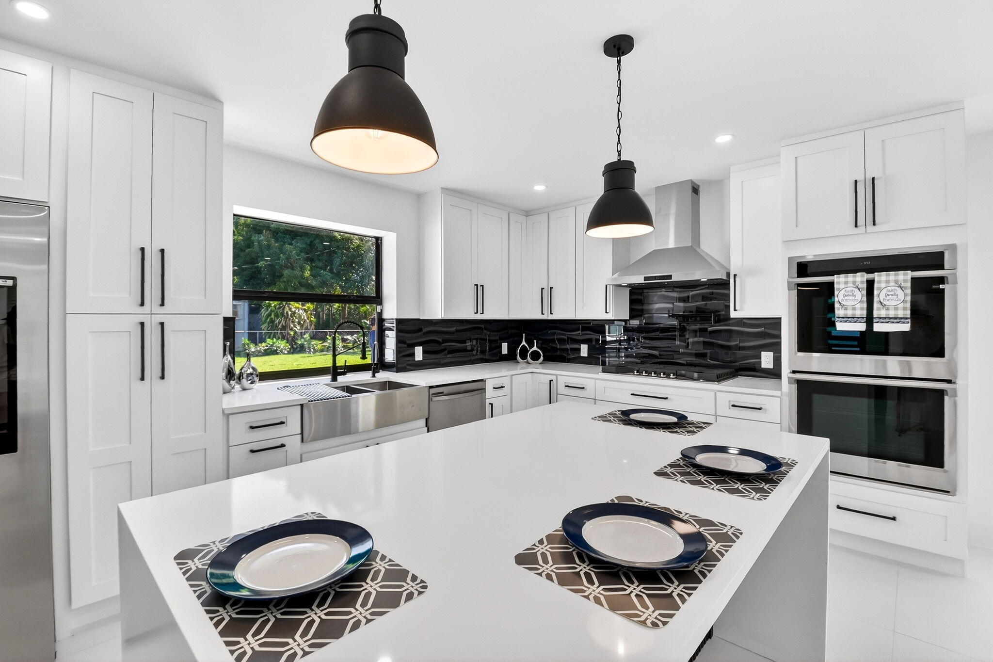 LAKE CLARKE ISLE 2 - Residential Lease