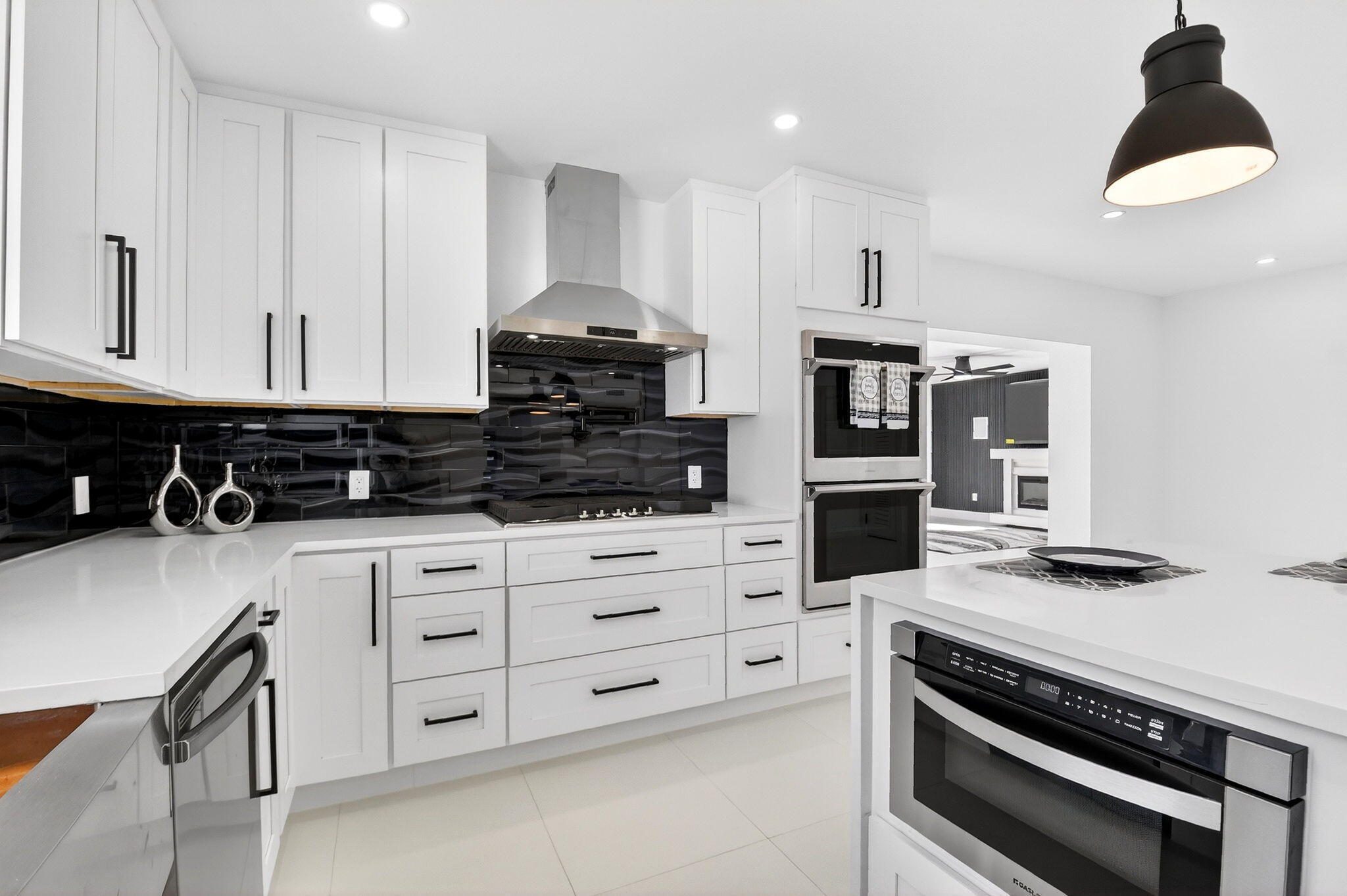 LAKE CLARKE ISLE 2 - Residential Lease