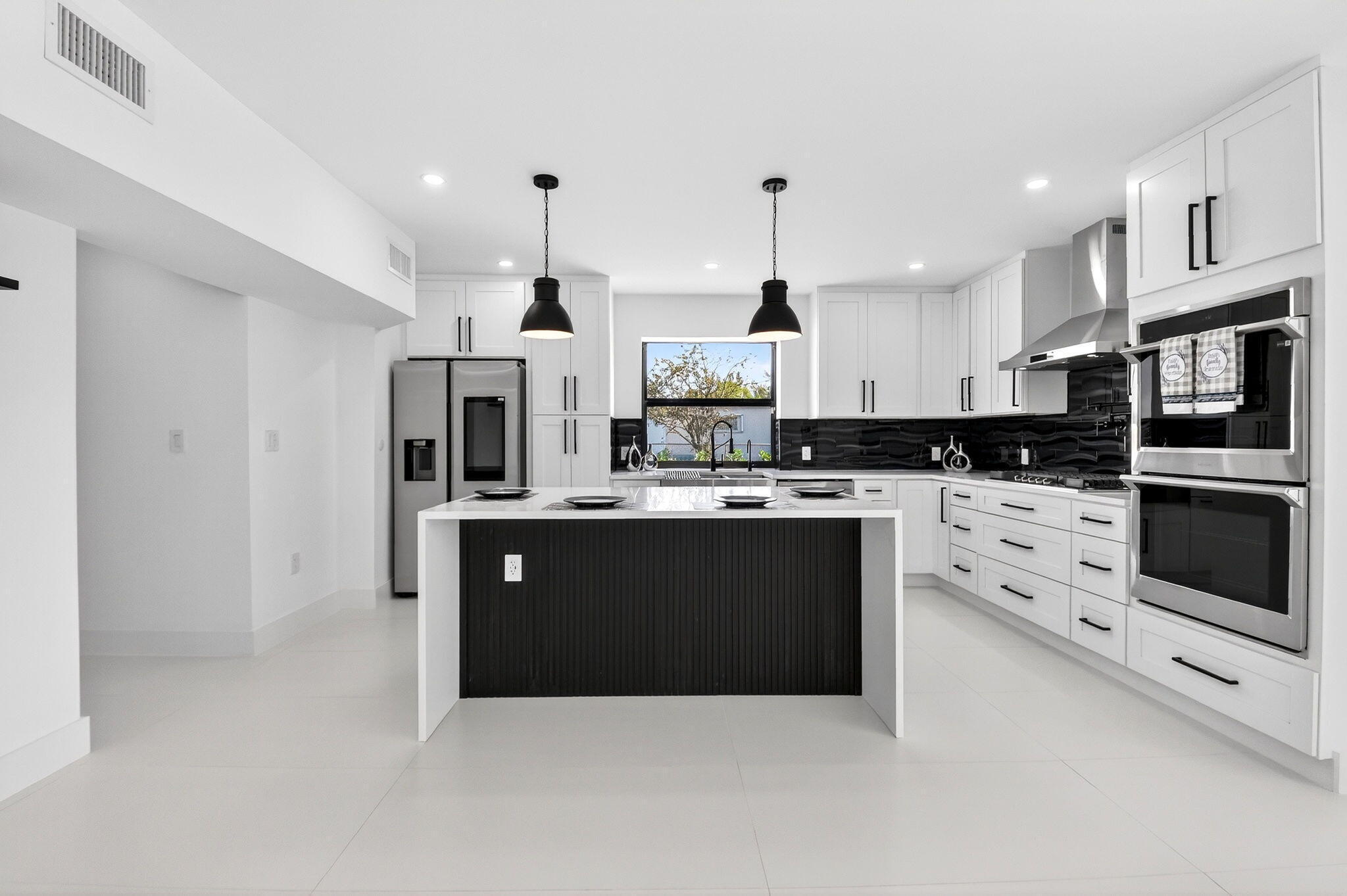 LAKE CLARKE ISLE 2 - Residential Lease