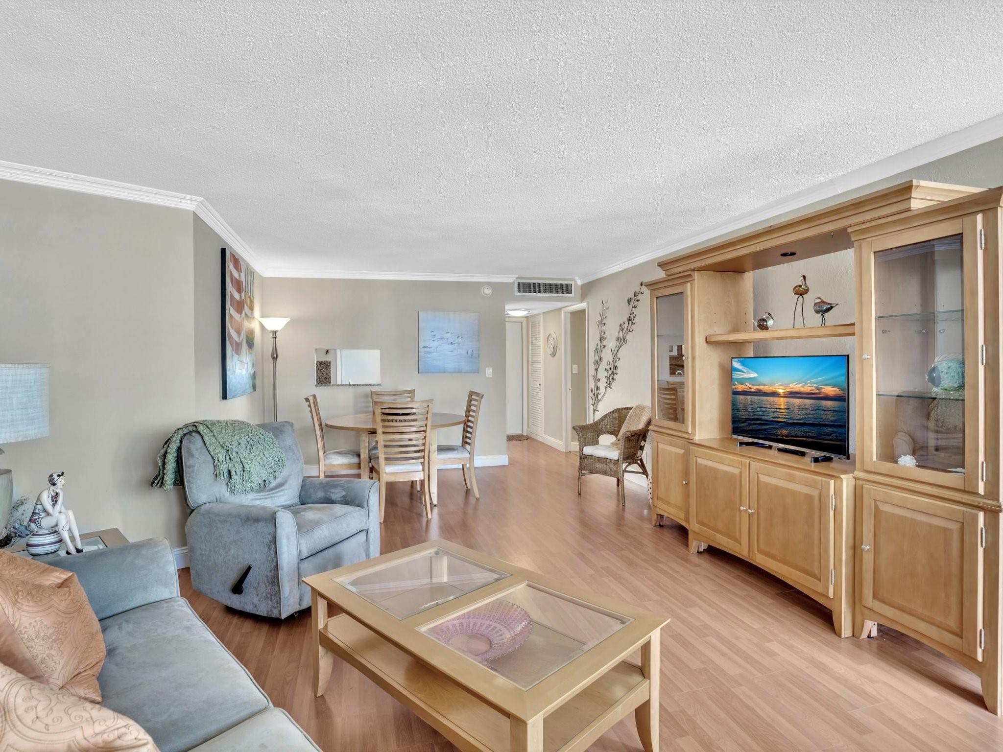 Nassau House - Residential