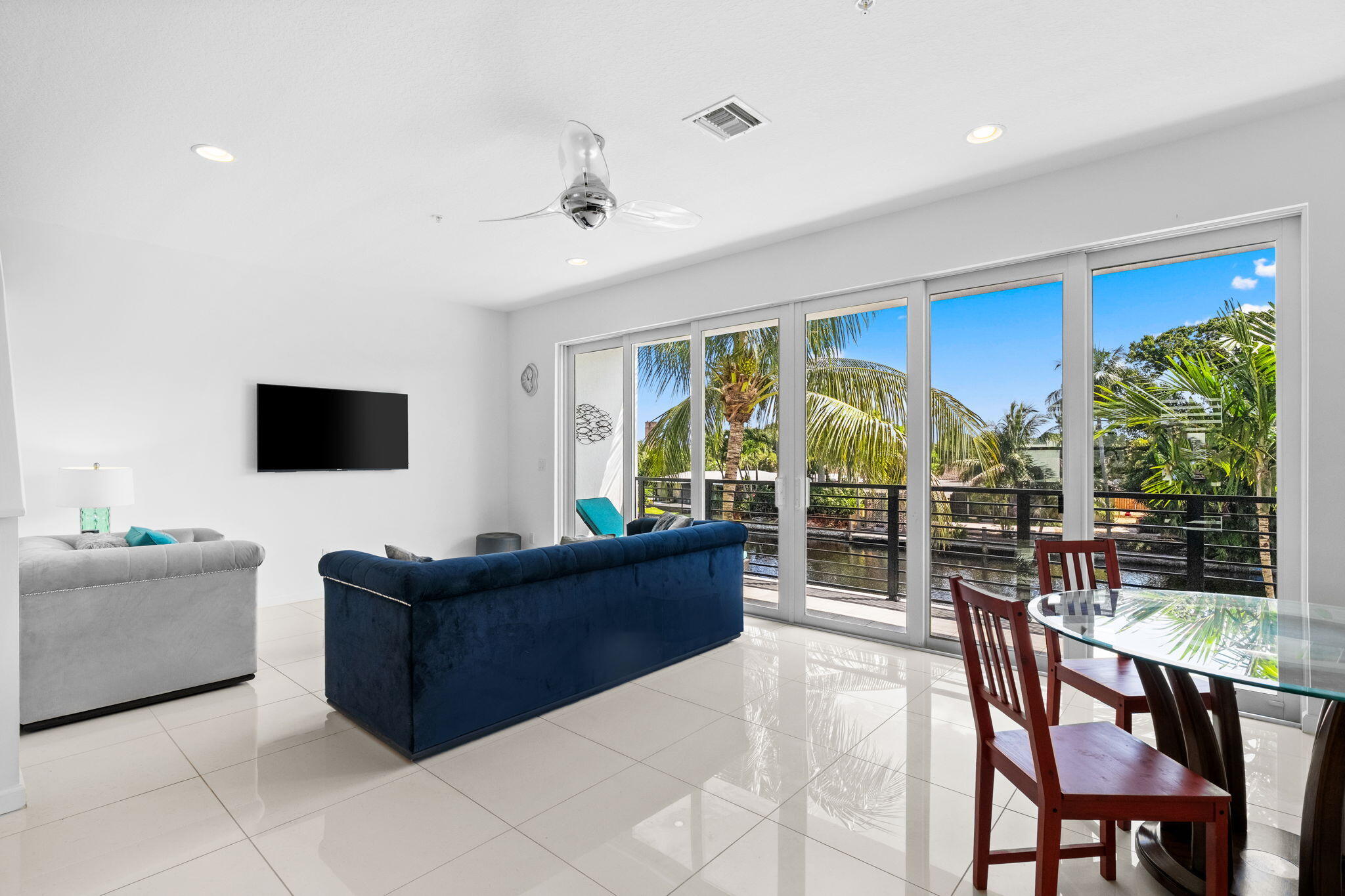 POINTE @ MIDDLE RIVER - Residential