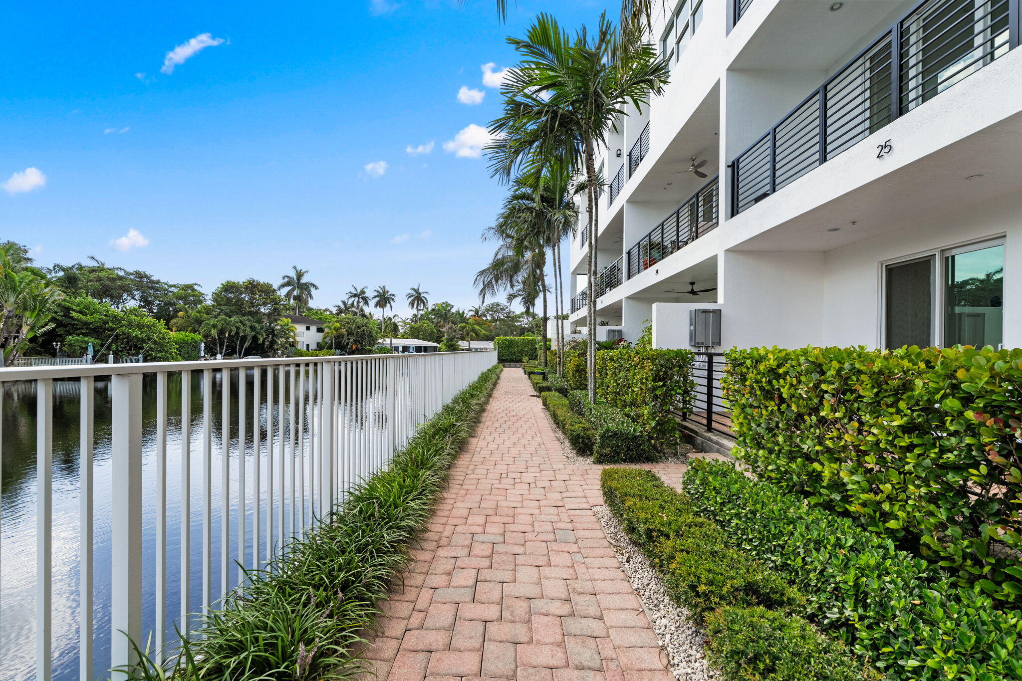 POINTE @ MIDDLE RIVER - Residential