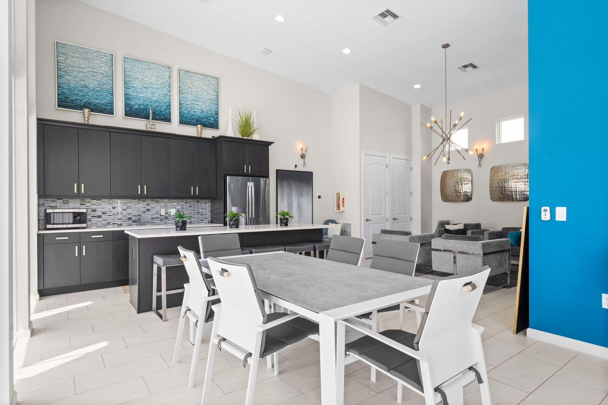 POINTE @ MIDDLE RIVER - Residential