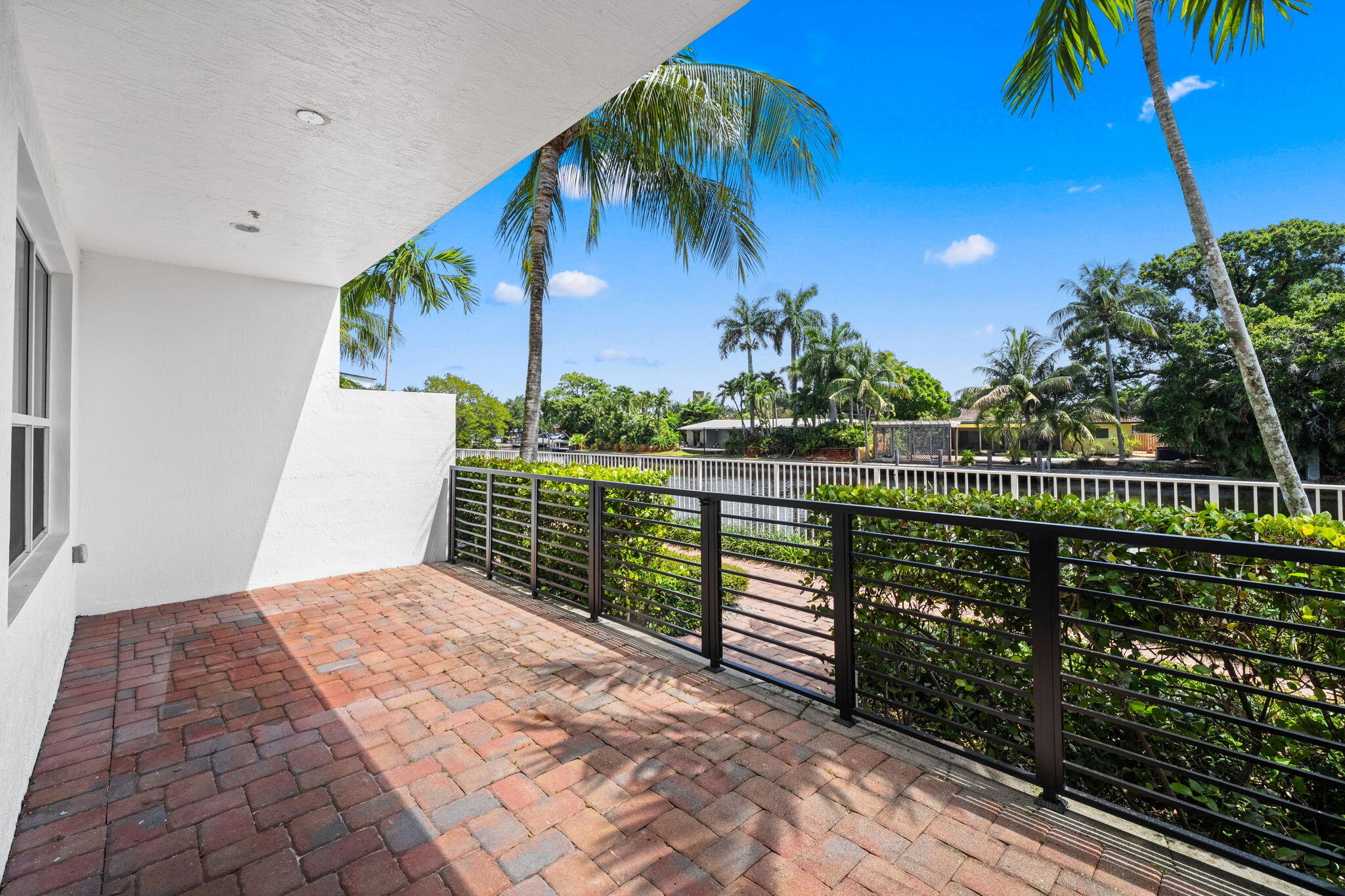 POINTE @ MIDDLE RIVER - Residential
