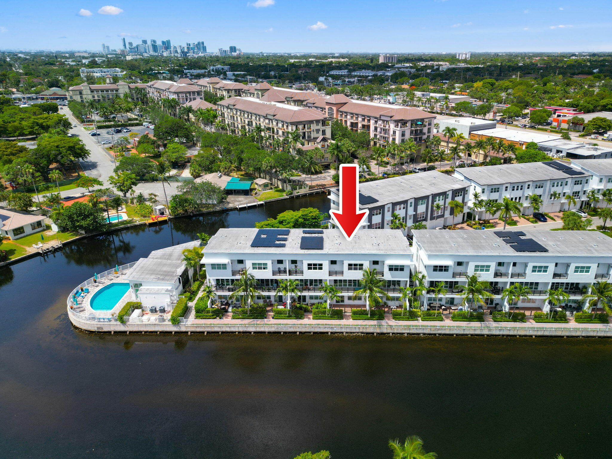 POINTE @ MIDDLE RIVER - Residential