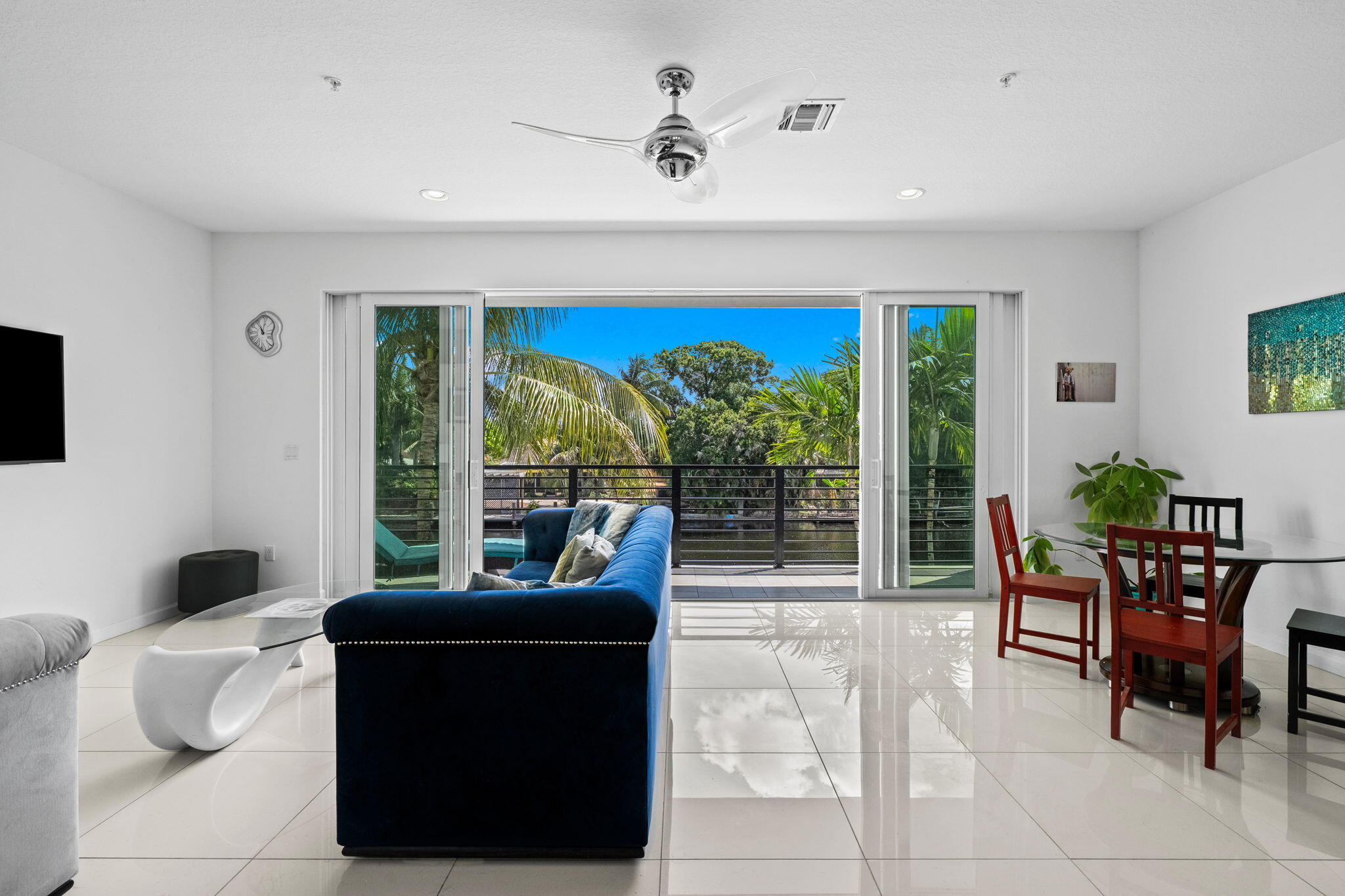 POINTE @ MIDDLE RIVER - Residential