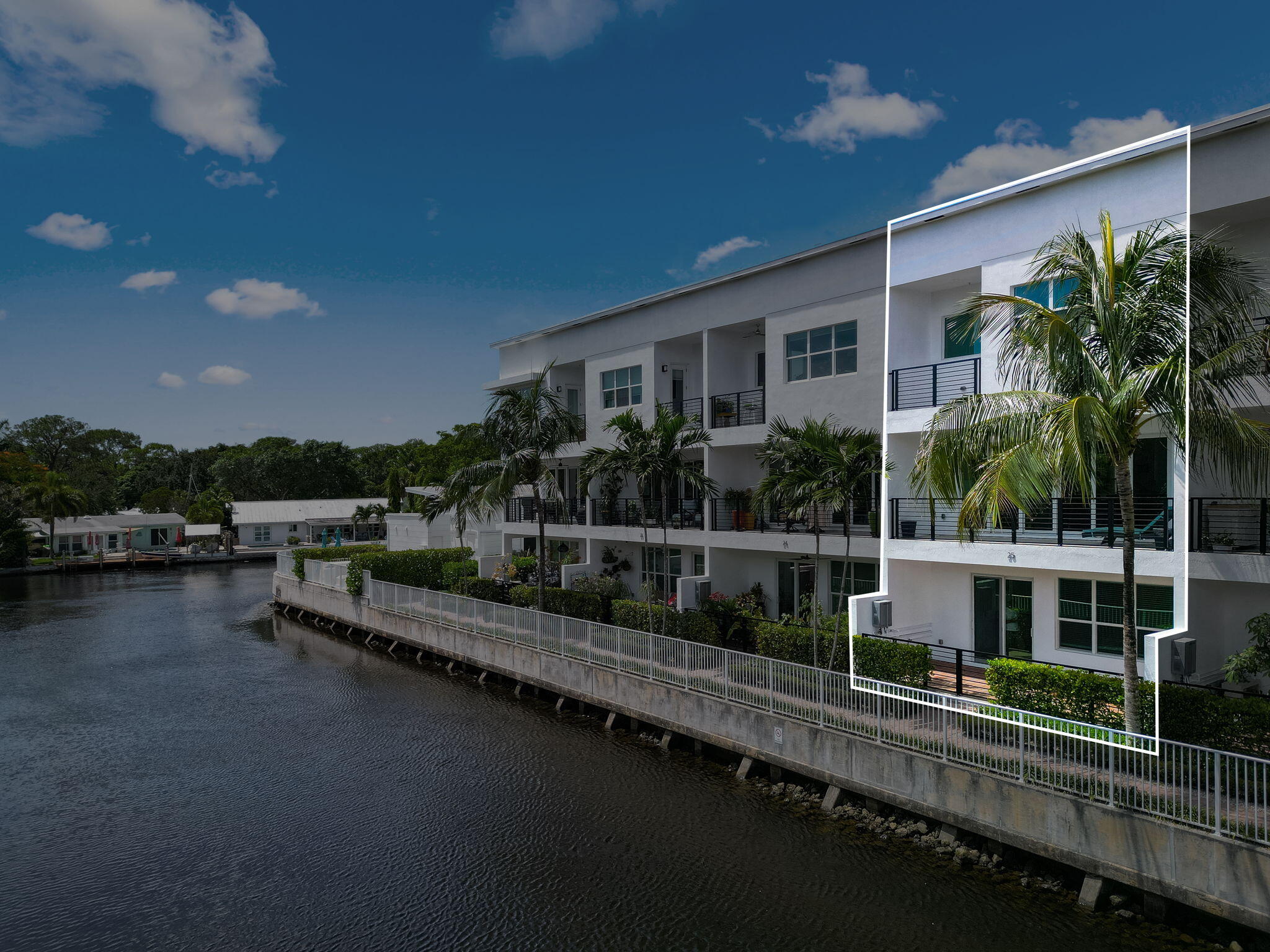 POINTE @ MIDDLE RIVER - Residential