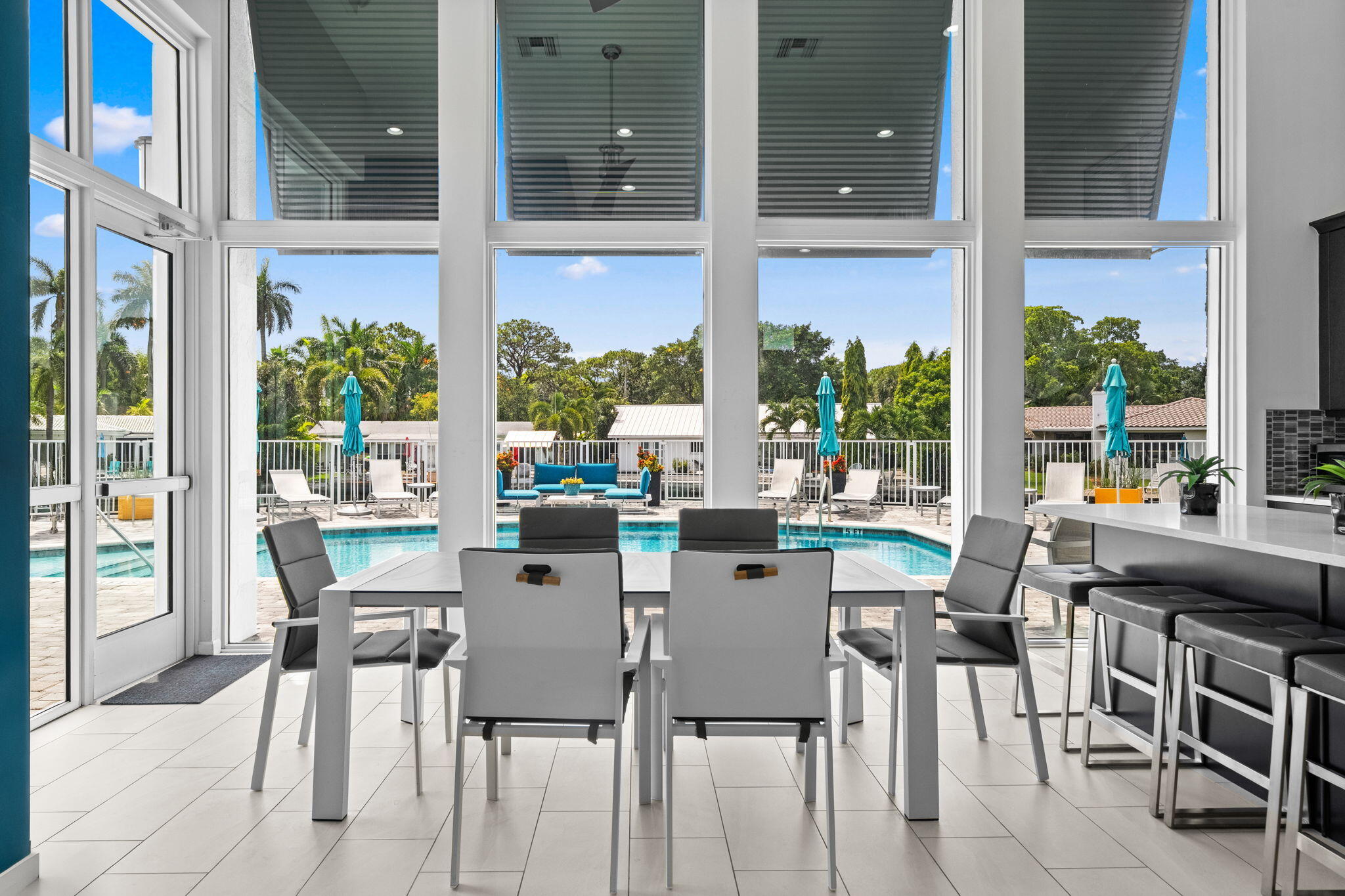 POINTE @ MIDDLE RIVER - Residential