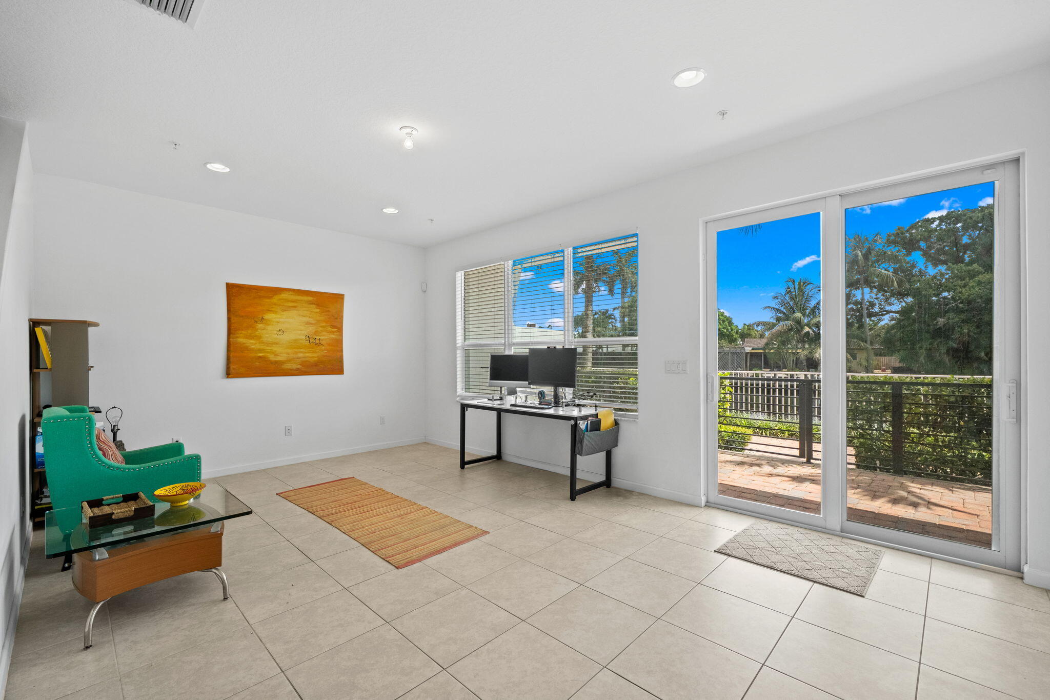 POINTE @ MIDDLE RIVER - Residential