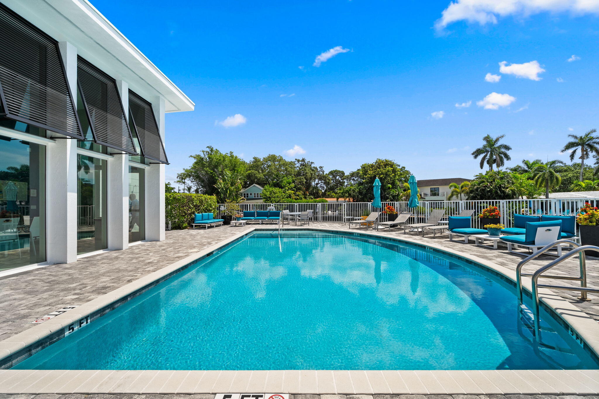 POINTE @ MIDDLE RIVER - Residential