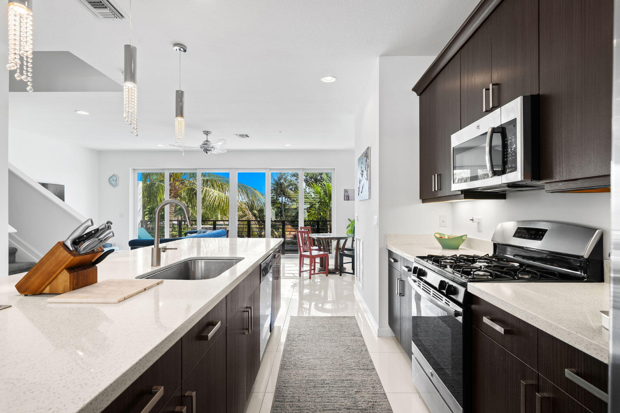 POINTE @ MIDDLE RIVER - Residential