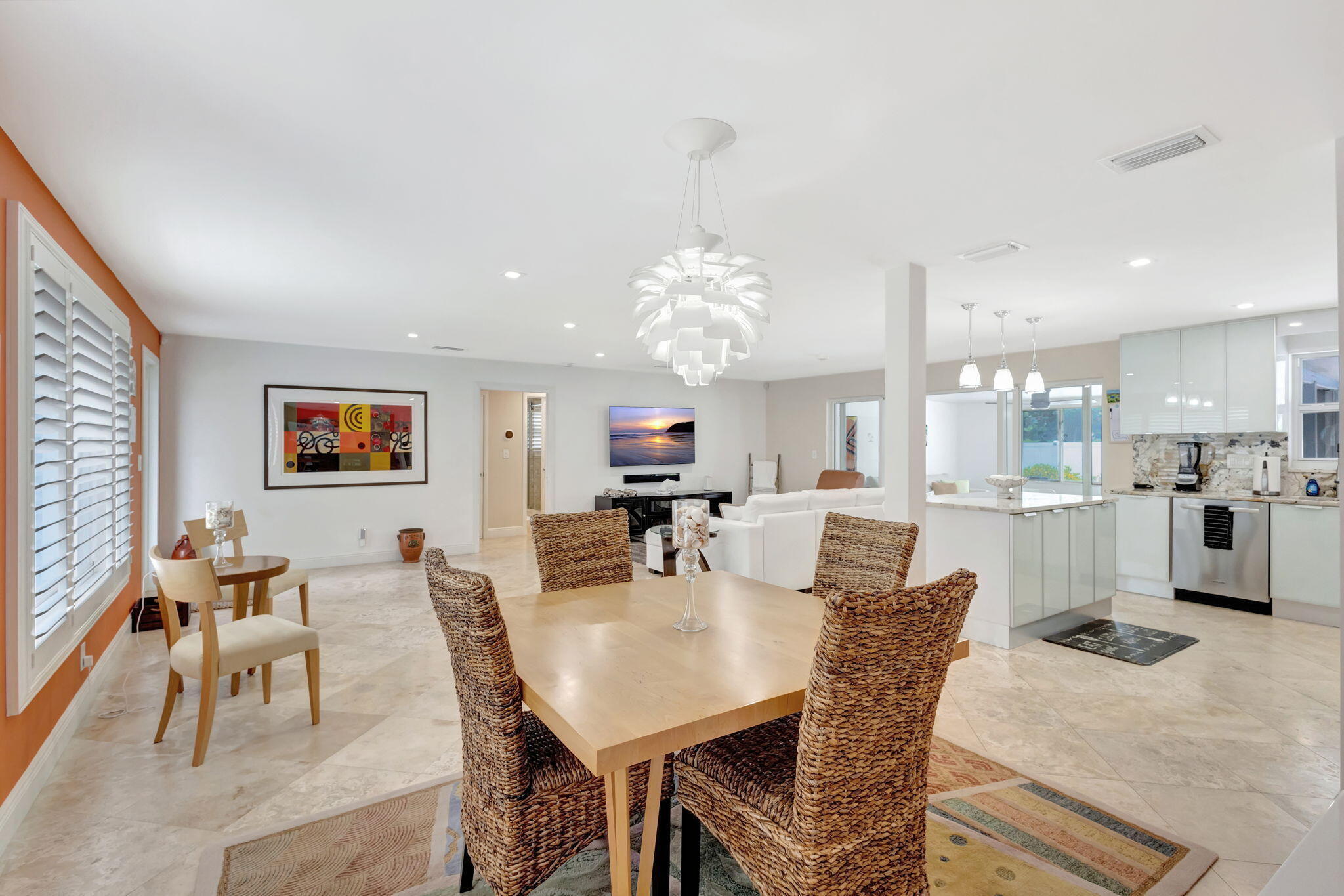 YACHT HARBOR EST - Residential