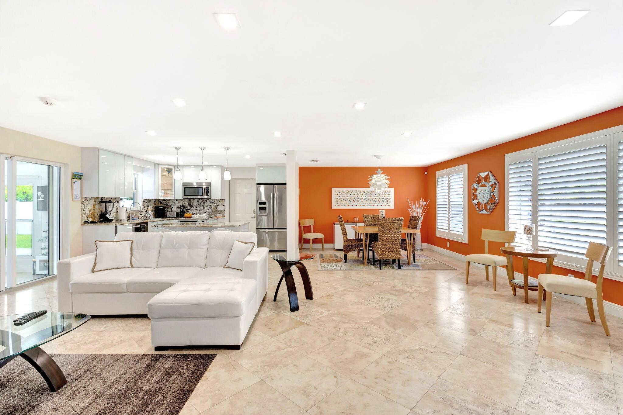 YACHT HARBOR EST - Residential