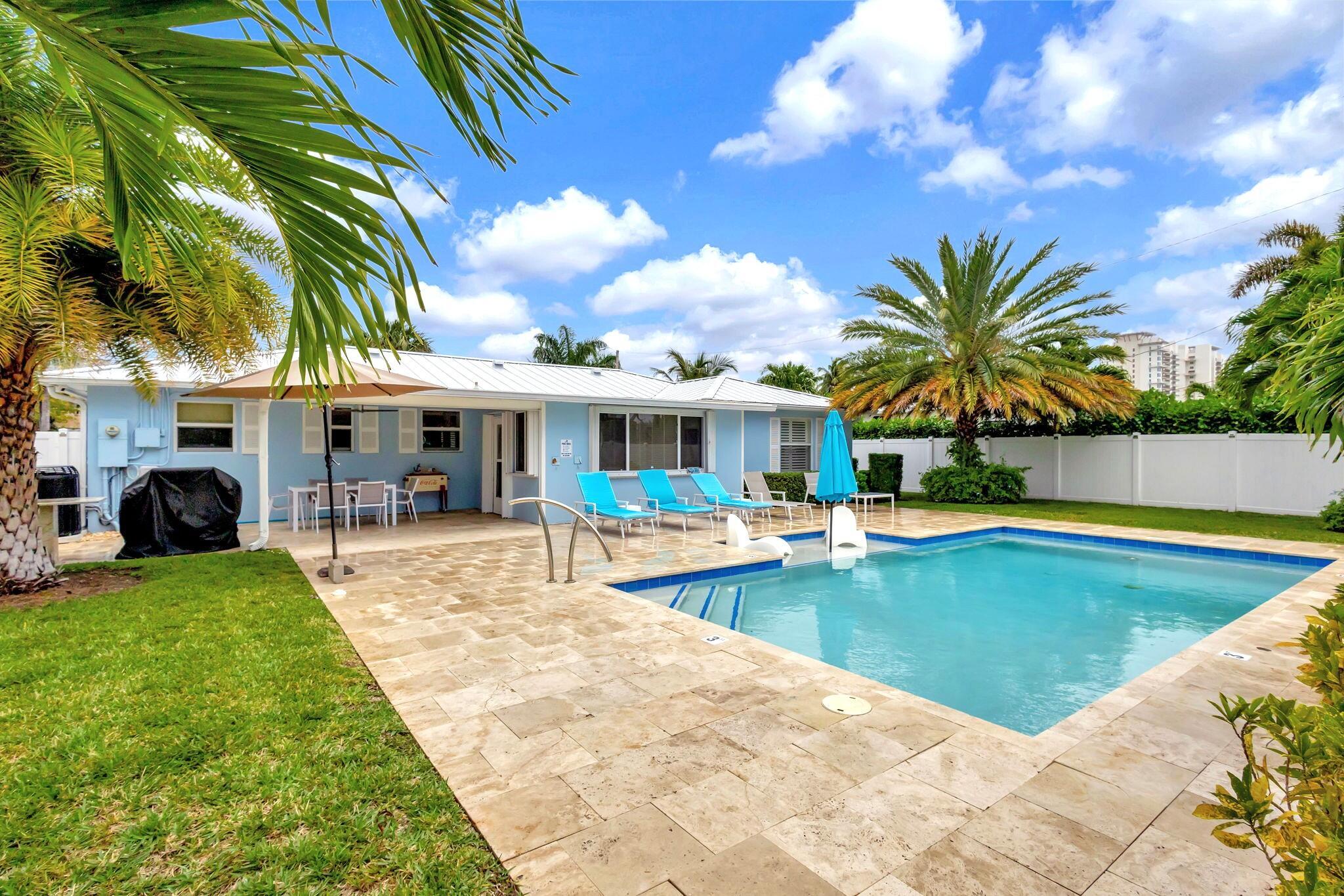 YACHT HARBOR EST - Residential