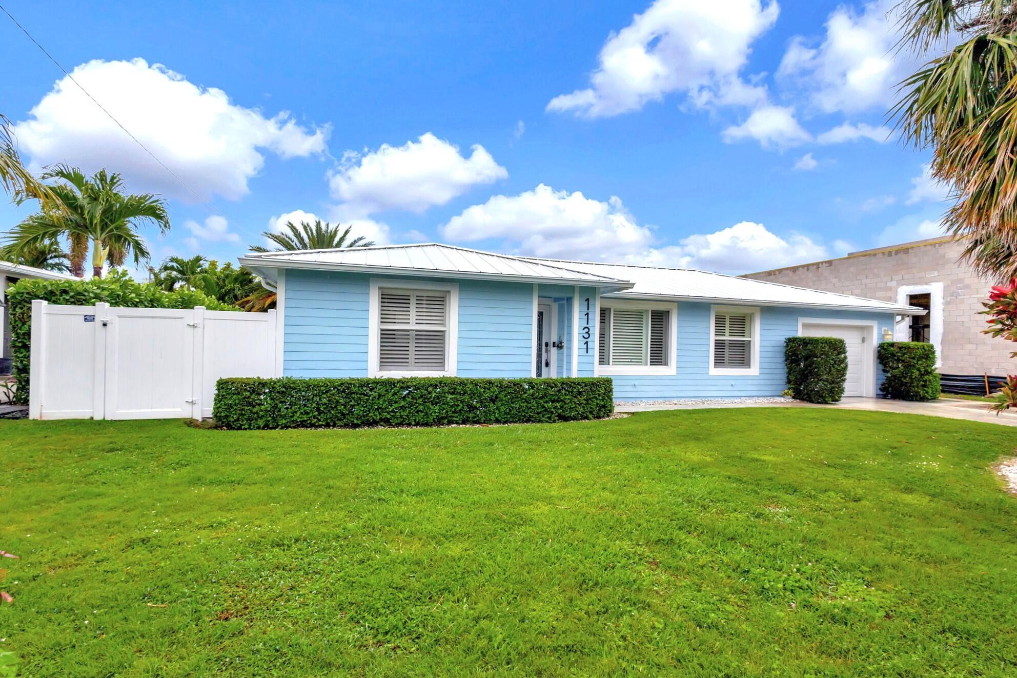 YACHT HARBOR EST - Residential