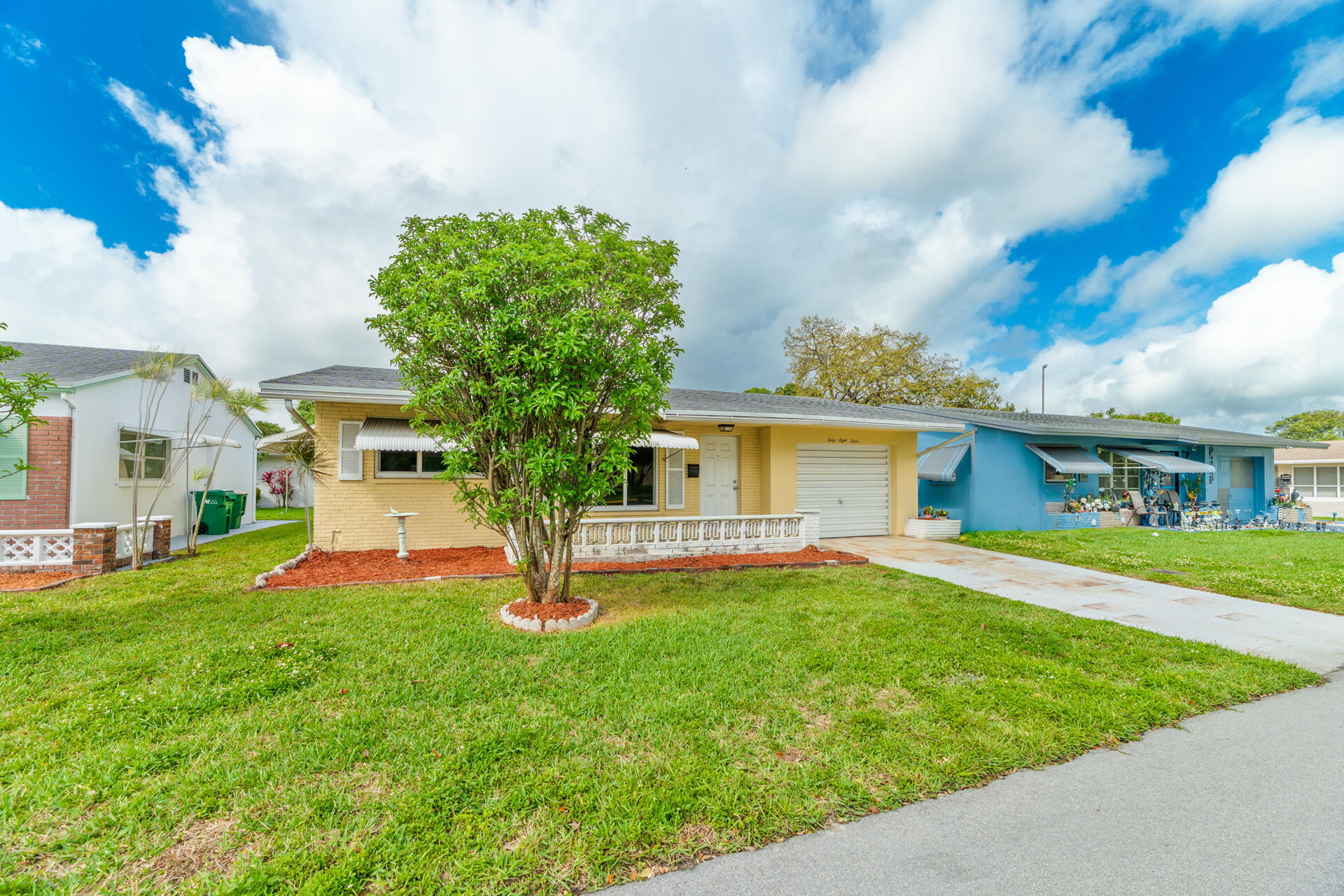 MAINLANDS OF TAMARAC LAKES - Residential